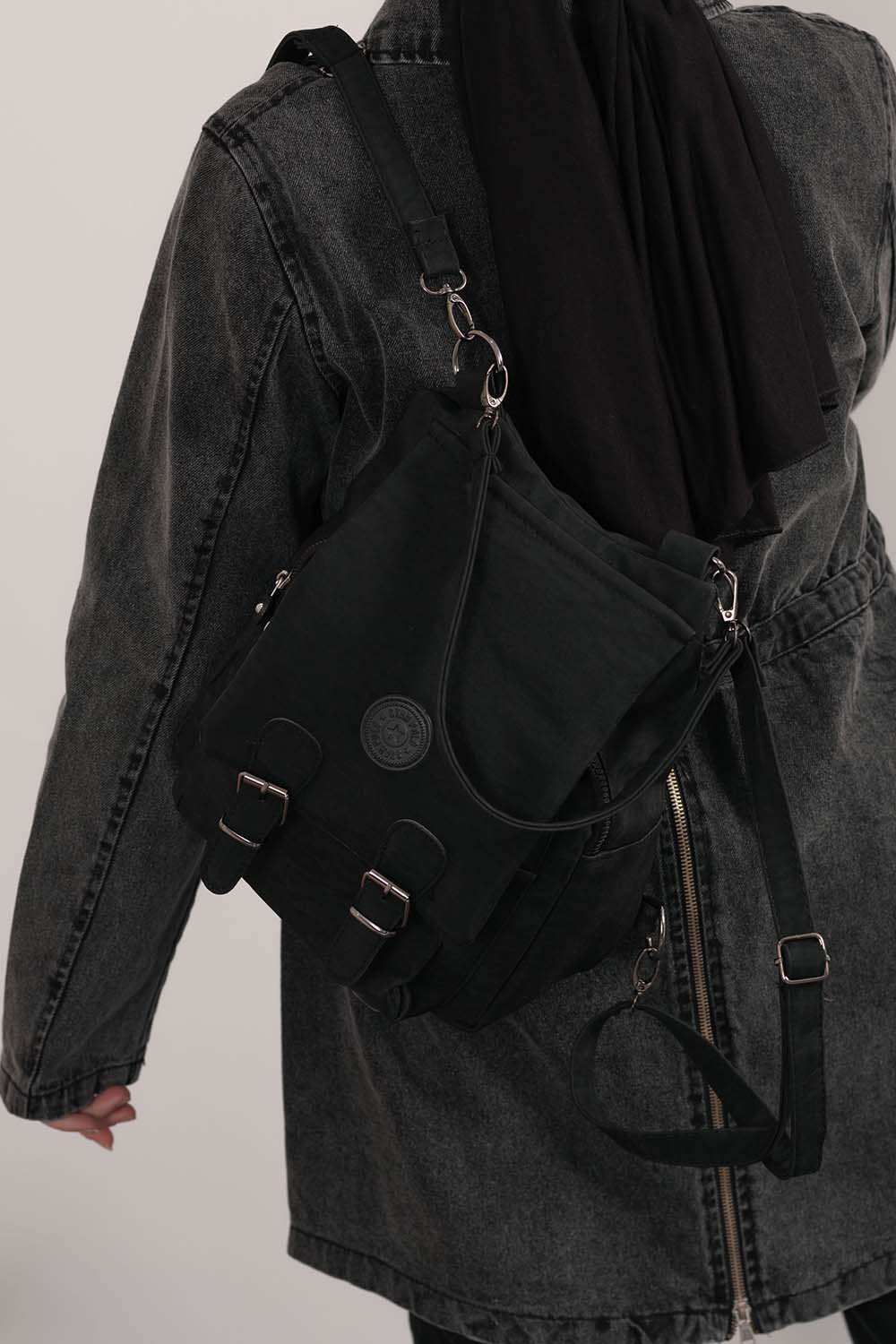 Lamelif  Krinkıl Kumaş Sırt Ve Kol Çantası Siyah