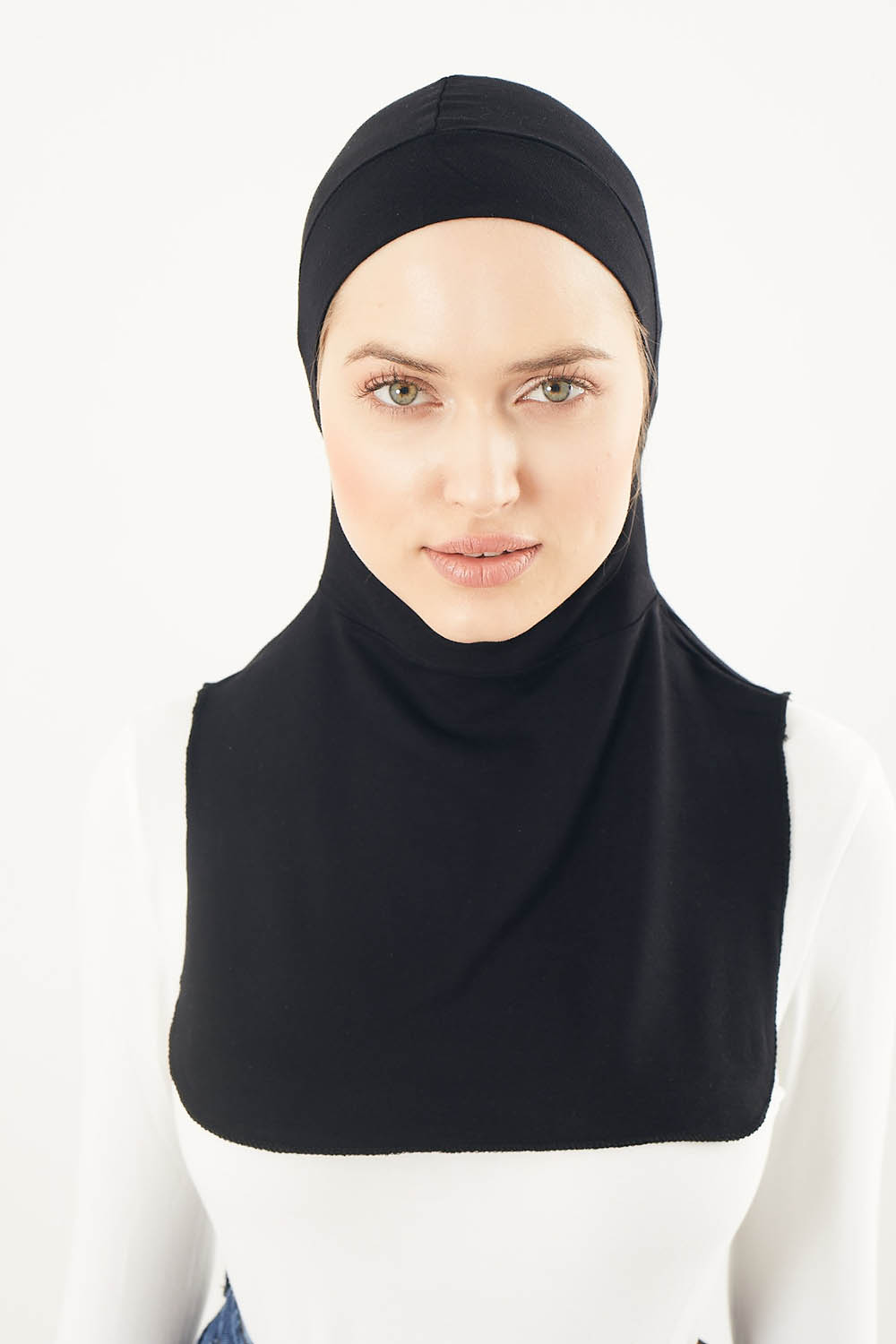 Lamelif Penye Boyunluklu Bone Siyah