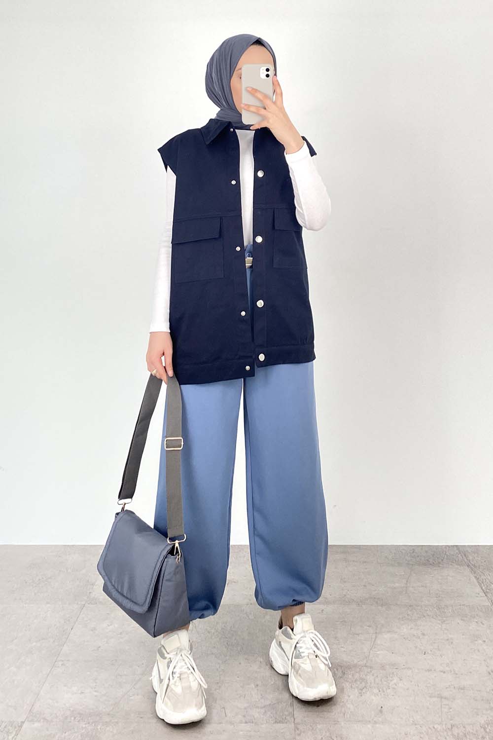 Lamelif Önü Çıtçıt Düğmeli Yelek Lacivert