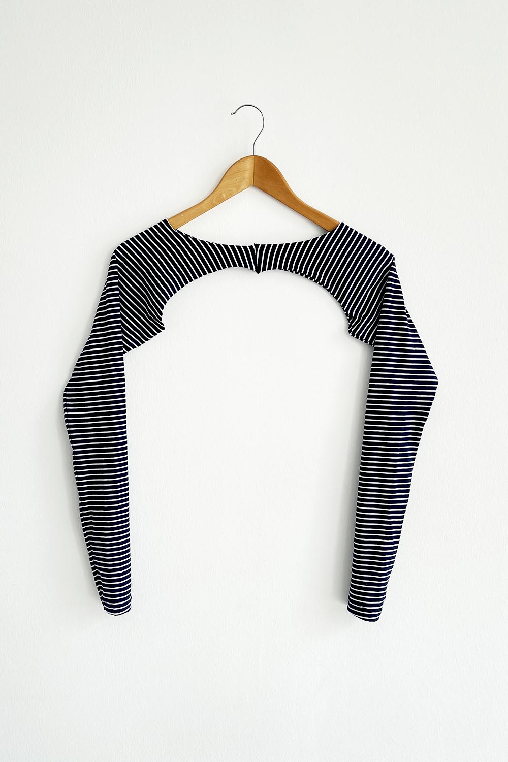 Navy Striped Medium Crew Neck Long Arm Unprinted Oversleeve