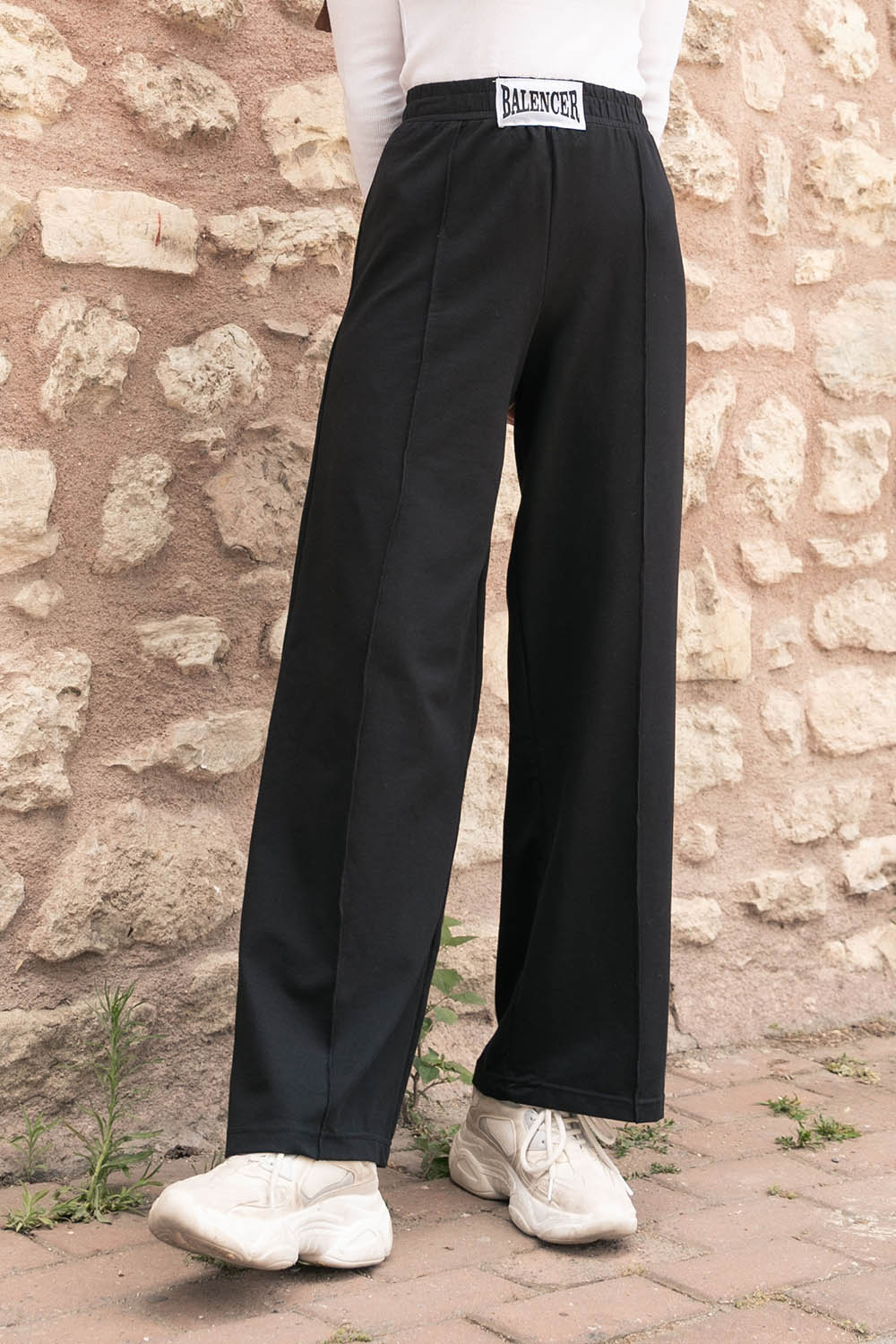 Black Elastic Trousers Elastic Waist Regular Cut Bottom Tracksuit