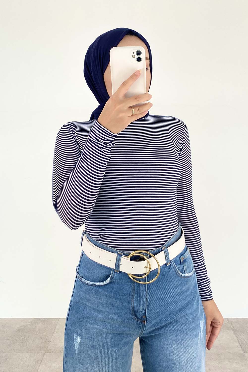 Lamelif Yarım Balıkçı Yaka İnce Çizgili Body Lacivert