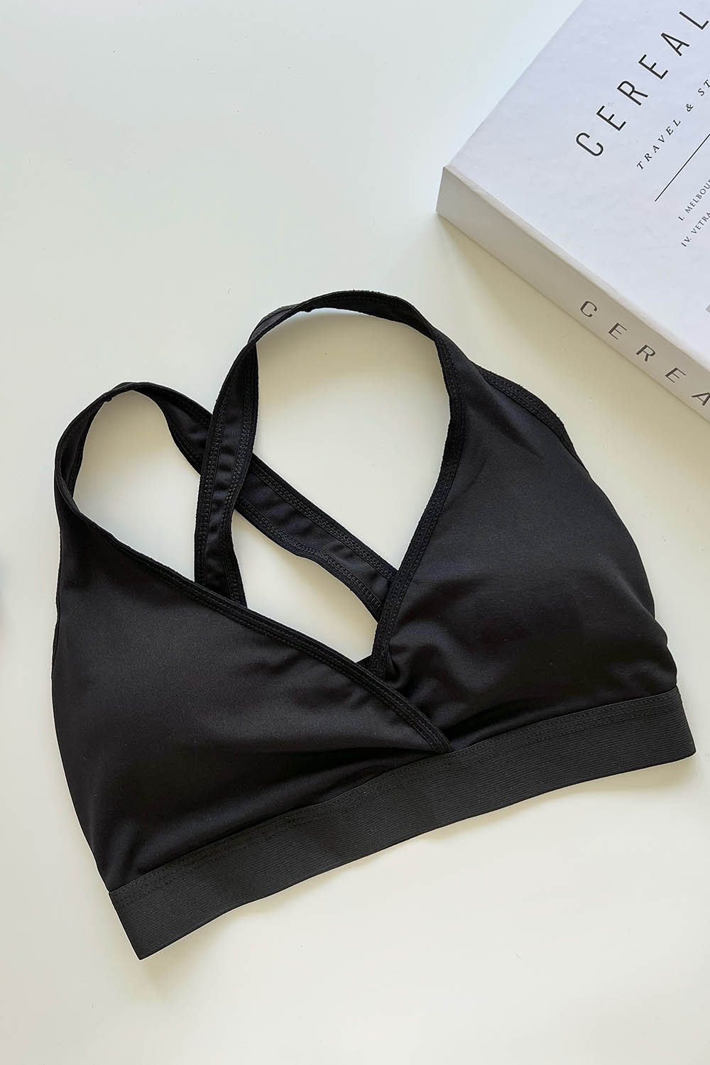 Lamelif Sırt Çapraz Askılı Pedli Sporcu Sütyen Siyah Renk