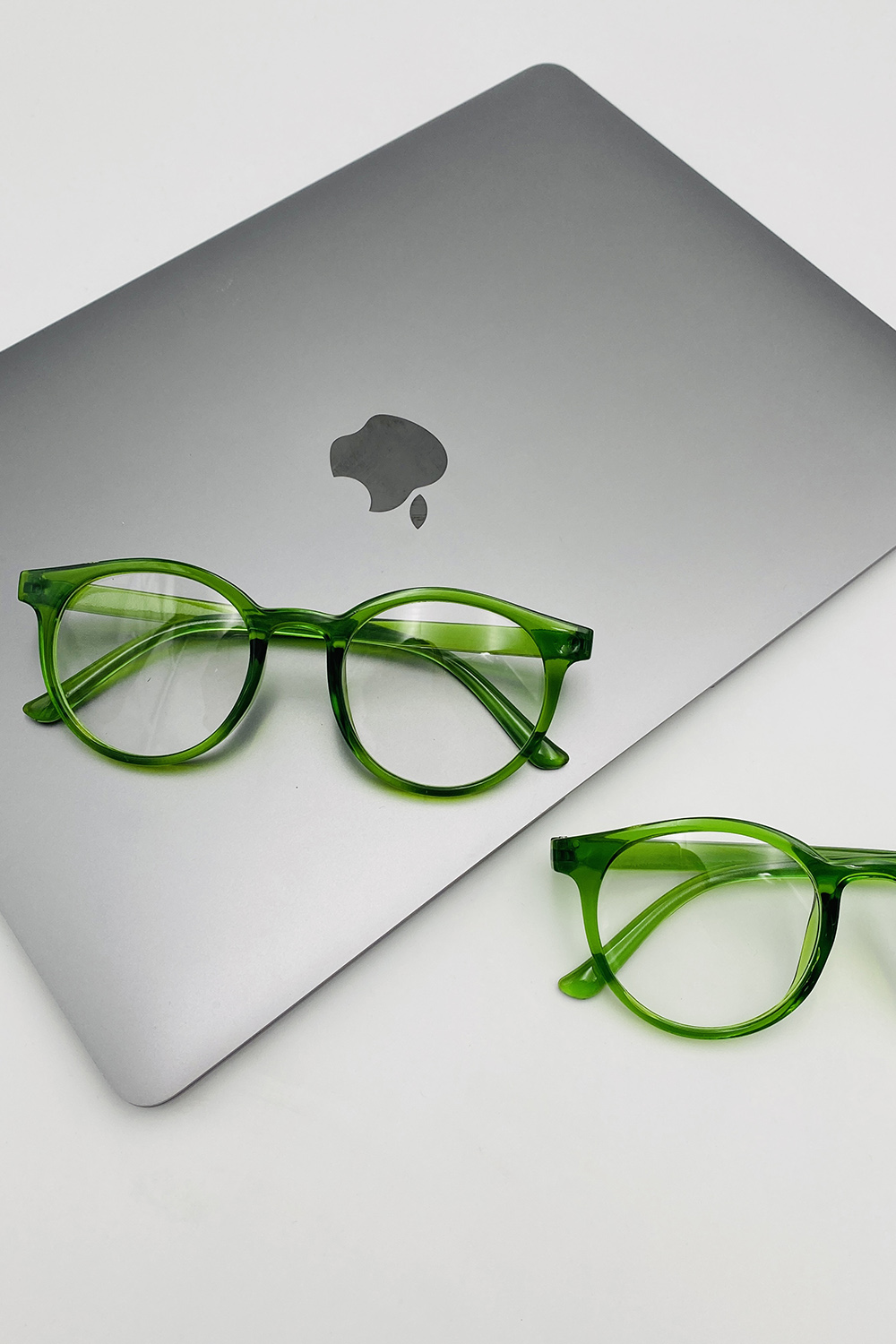 Lamelif Ayris -Yeşil Çerçeve Şeffaf Cam- Güneş Gözlüğü