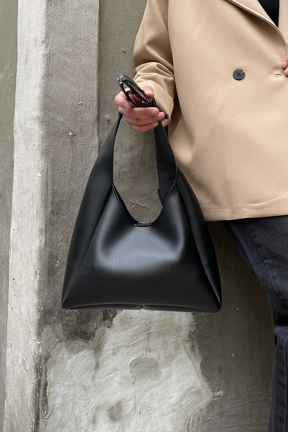 Lamelif Omuz Askılı Deri Görünümlü Kadın Çanta Siyah