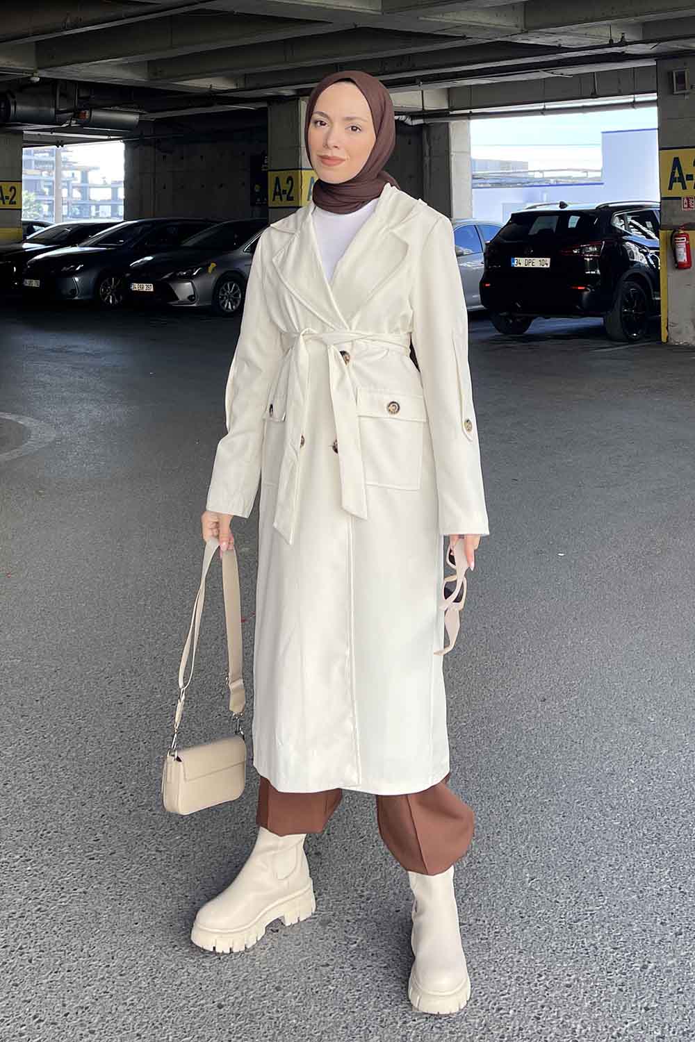 Lamelif Pelican Ön Düğmeli Trençkot Krem