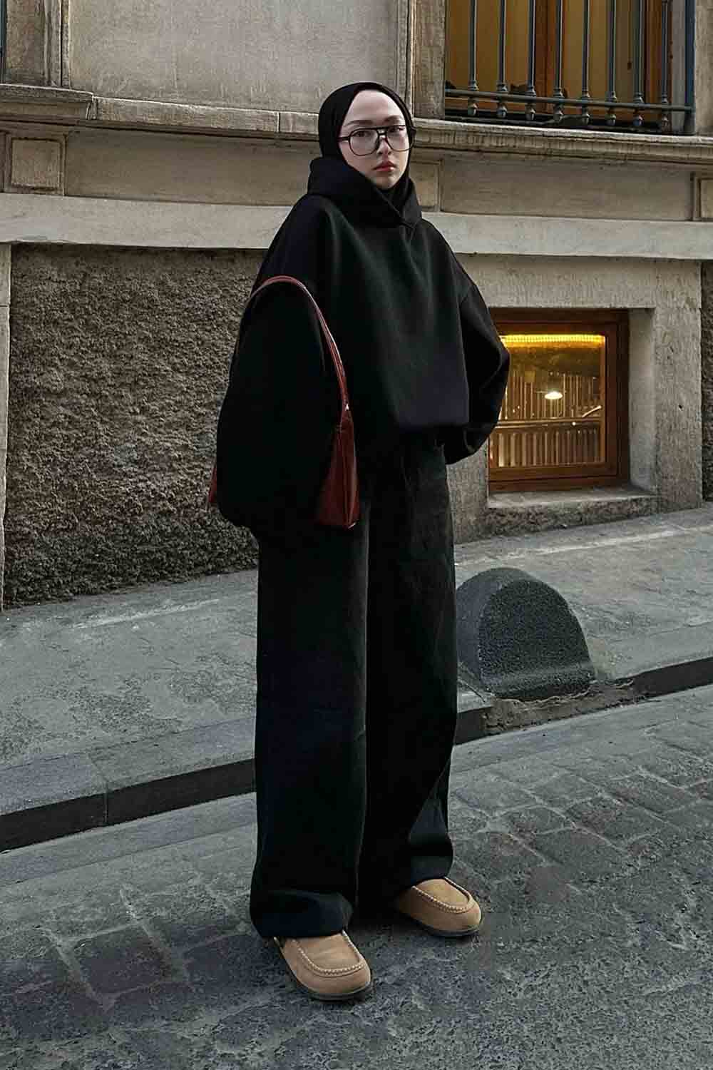 Black Hood Neck Long Arm Unprinted Sweatshirt