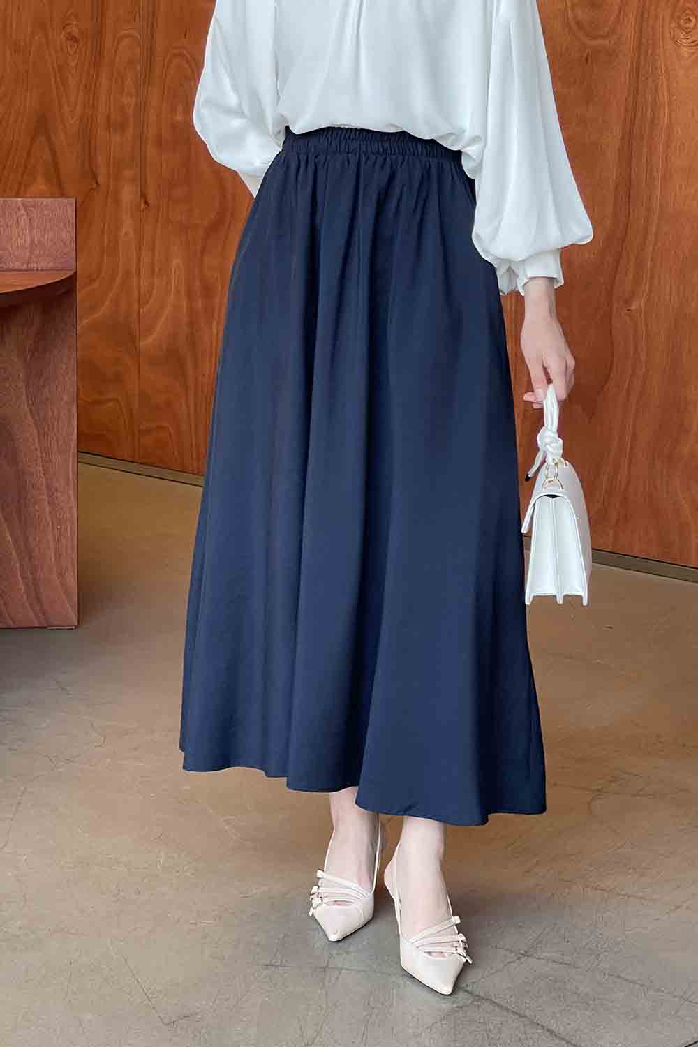 Lamelif Cep Detaylı Tensel Kloş Etek Lacivert