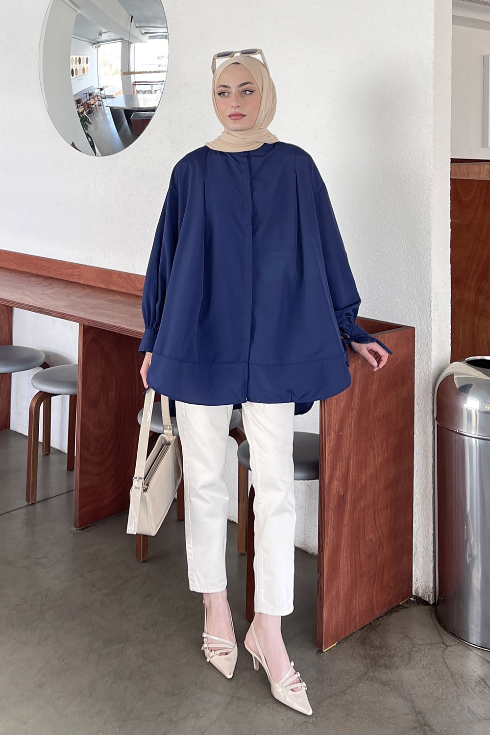 Lamelif Manşeti Biyeli Tunik Lacivert