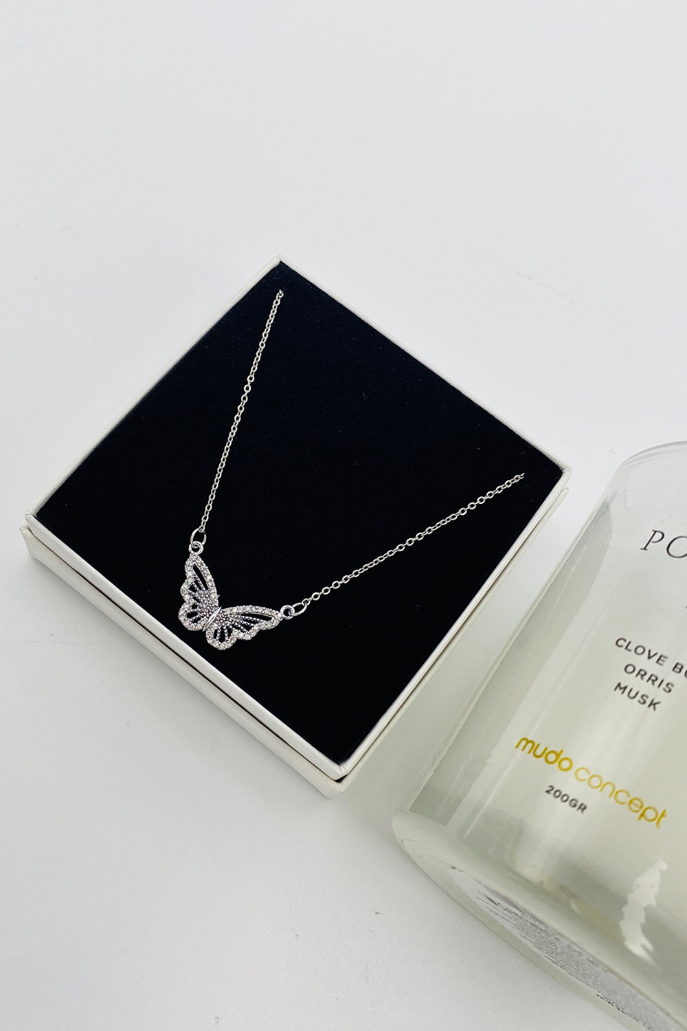 Lamelif Gümüş Kelebek Zirkon Kolye