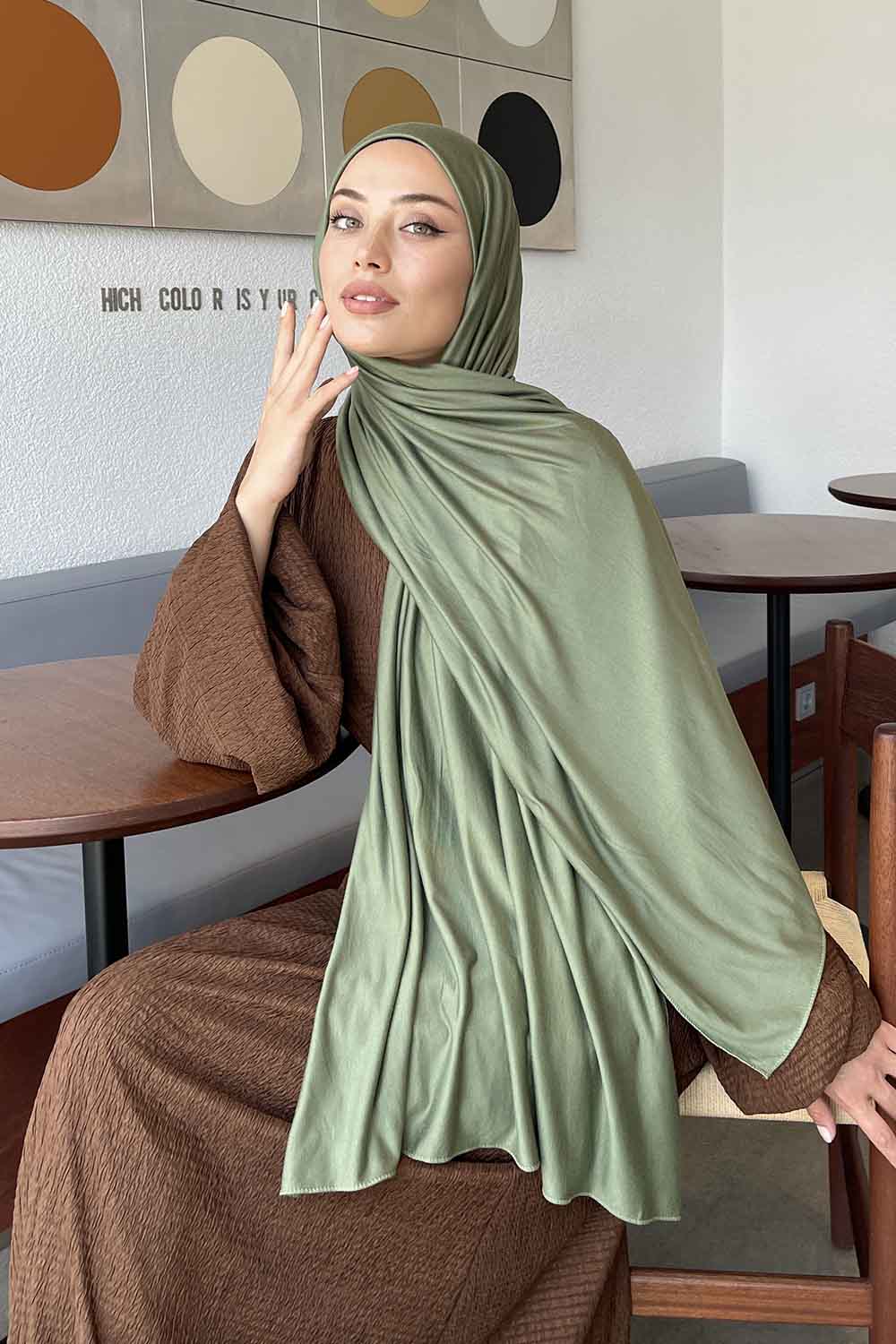 Army Green Combed Fabric Straight Shawl