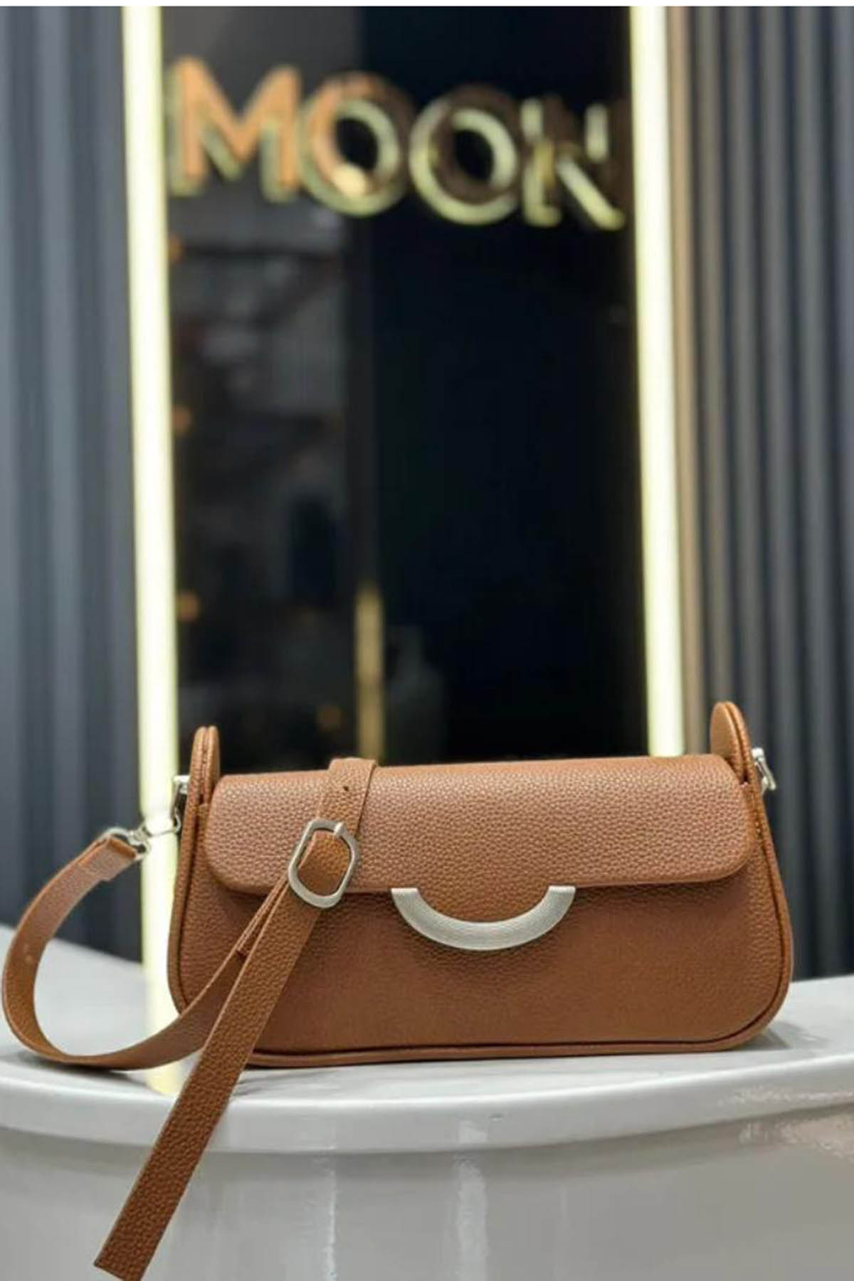 Tan Without Accessories Skin Hand Bag Arm Bag Bag