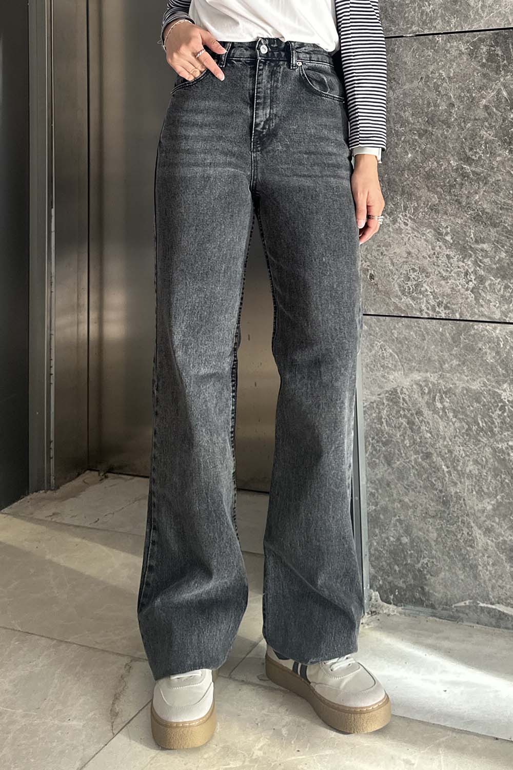 Lamelif Kesik Paça Straight Jean Füme