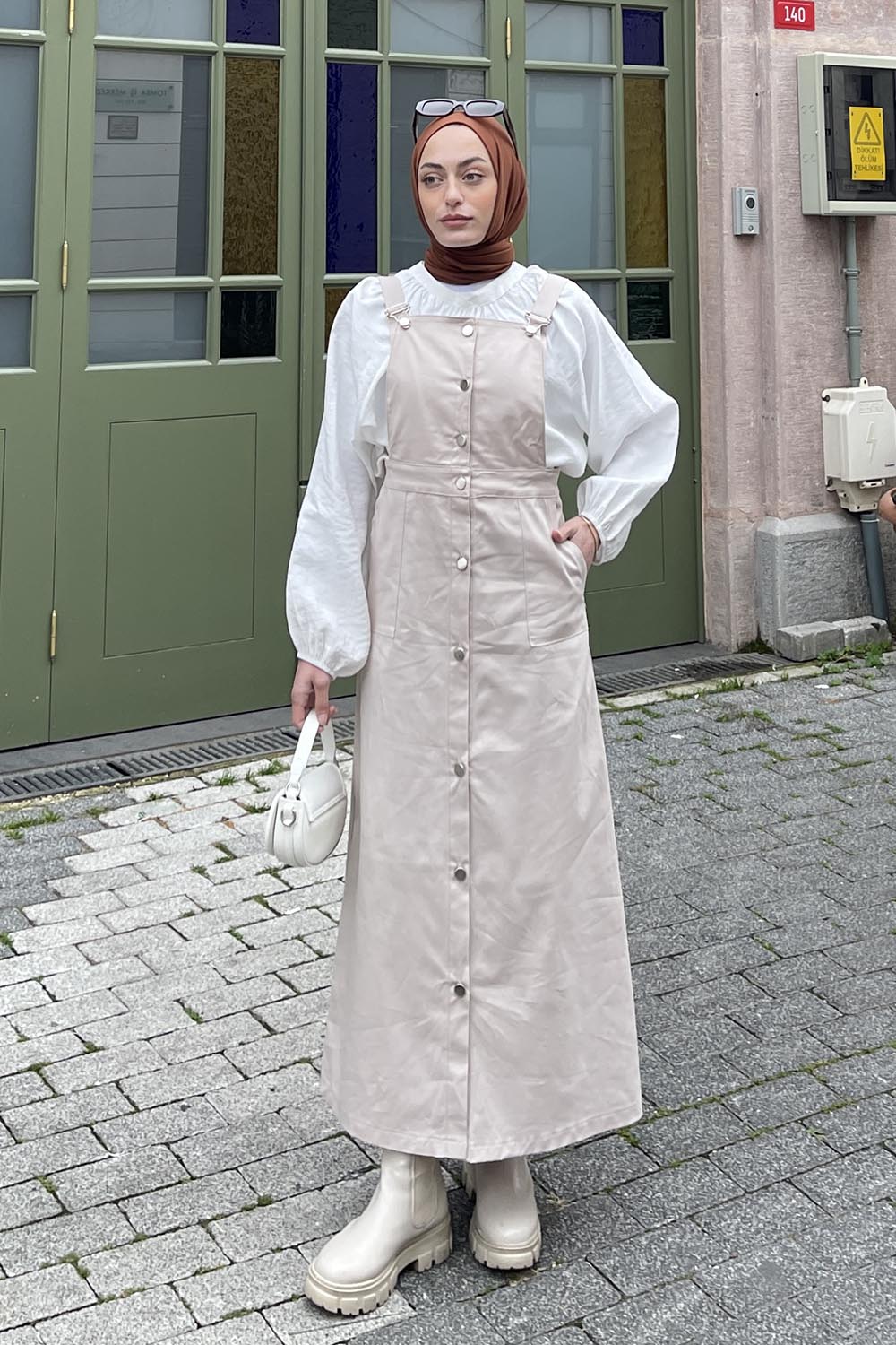 Stone Normal Neck Gabardin Dresess