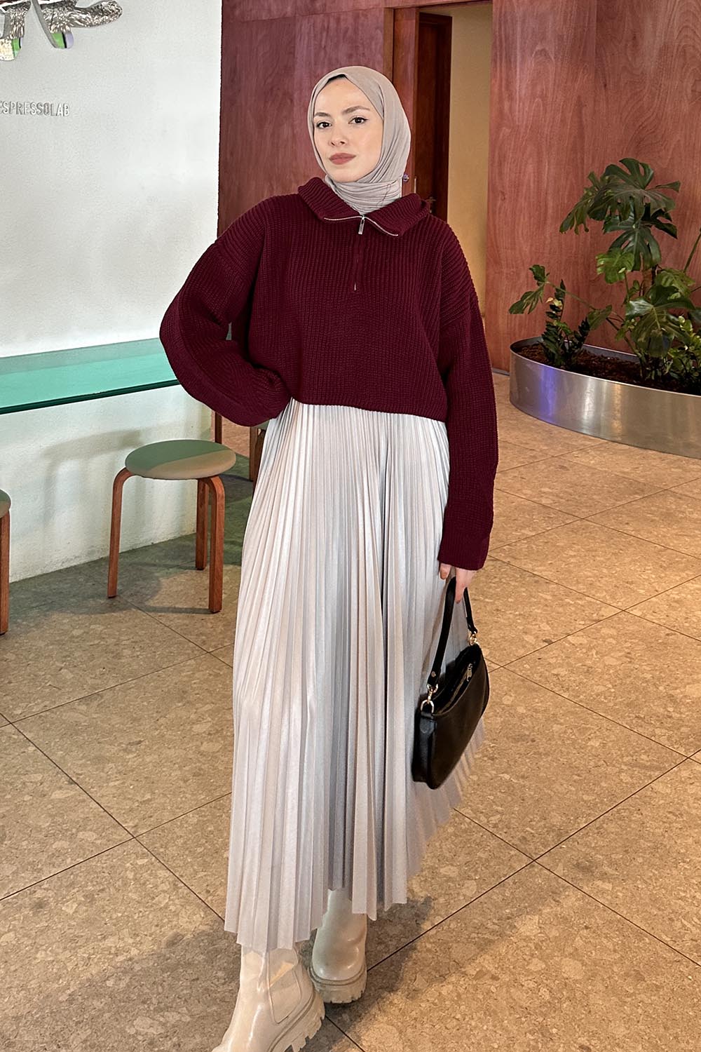 Lamelif Yaka Fermuarlı Crop Triko Kazak Bordo