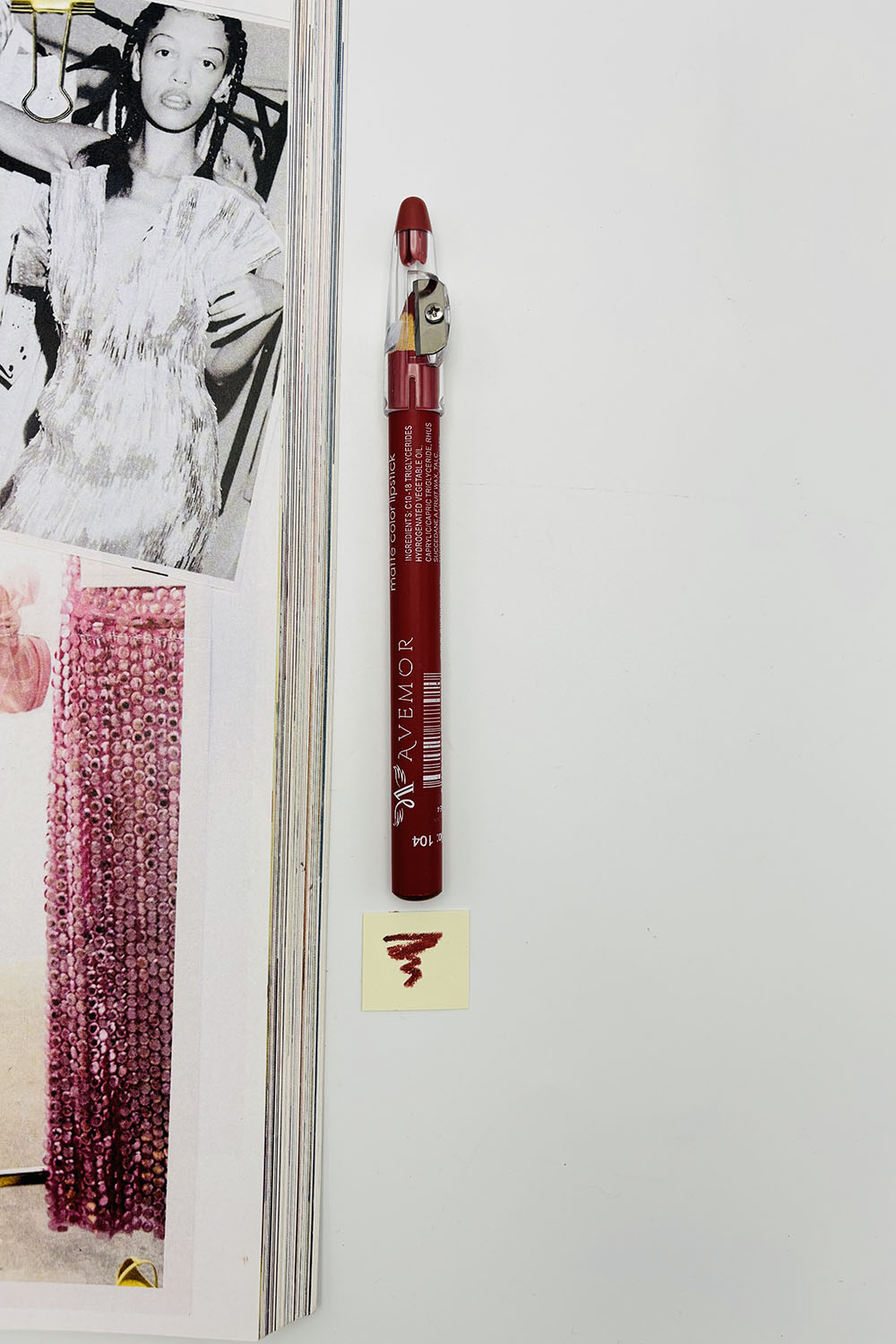 Lamelif Avemor Kalemtıraşlı Dudak Kalemi