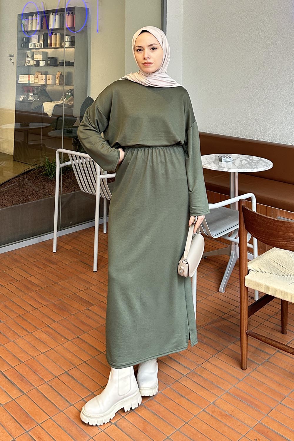Lamelif Kristal Etekli Tesettür Takım Koyu Yeşil