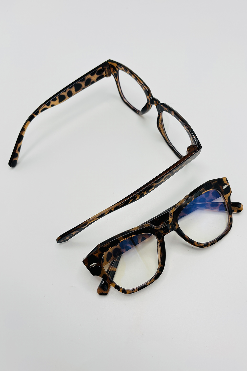 Lamelif İnes Leopar Çerçeve Şeffaf İmaj Gözlük