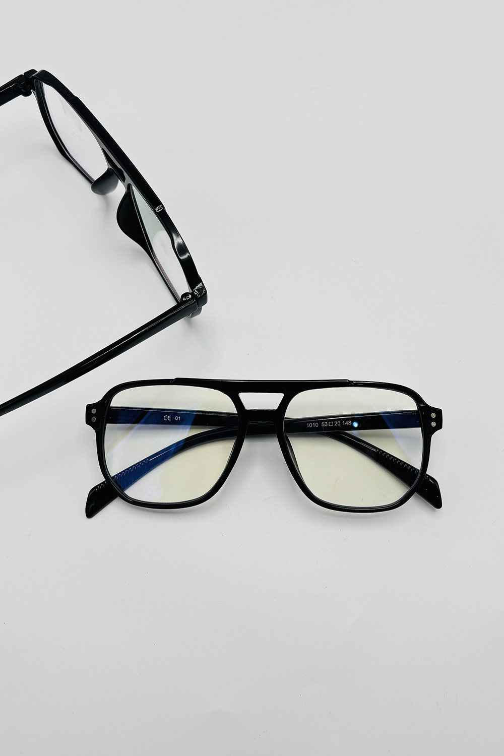 Lamelif Oly Siyah Çerçeve Şeffaf İmaj Gözlük