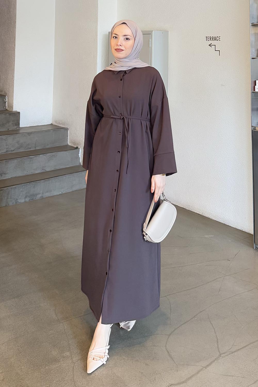 Lamelif Takma Manşet Detaylı Dabıl Tesettür Elbise Acı Kahve