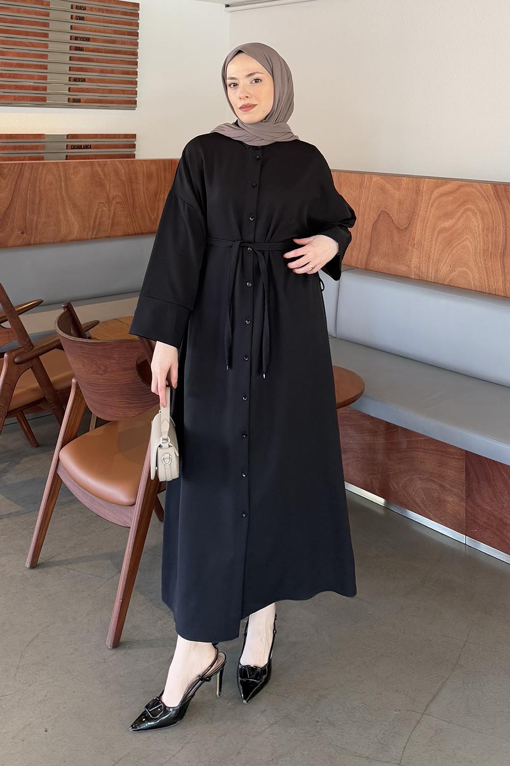 Lamelif Takma Manşet Detaylı Dabıl Tesettür Elbise Siyah