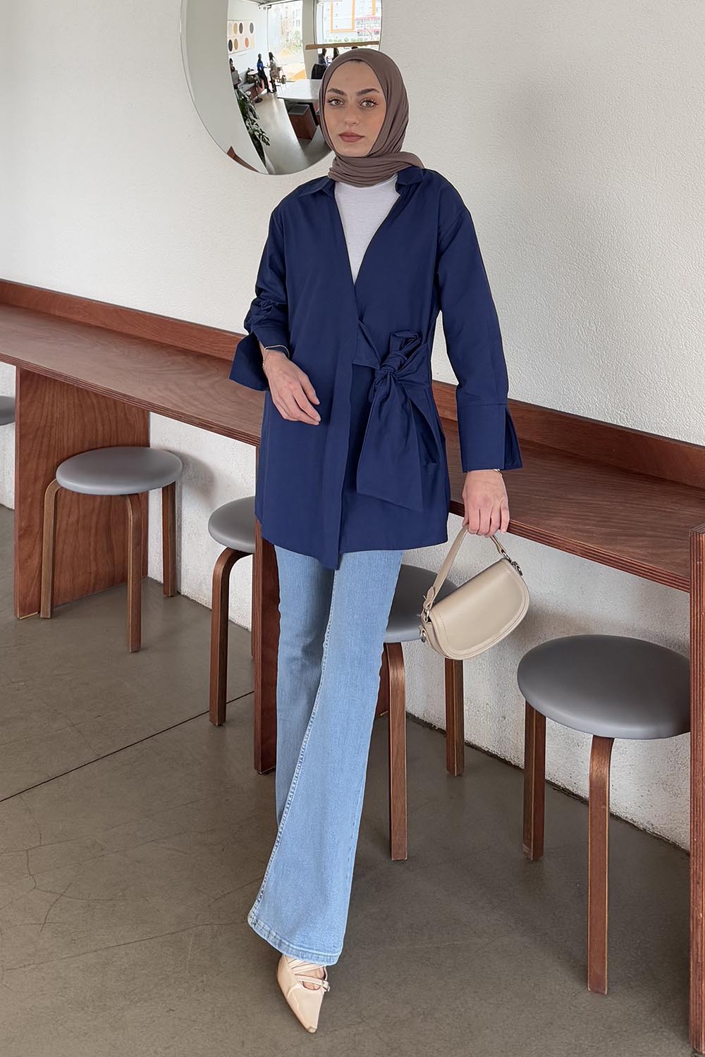 Lamelif Bağlama Detaylı Tesettür Gömlek Lacivert