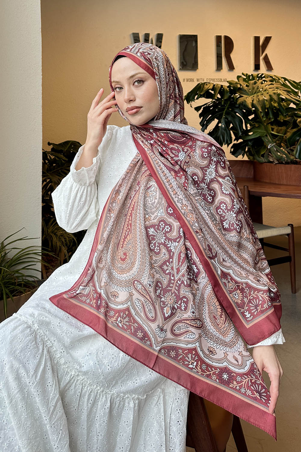 Lamelif Retro Desen Pamuk Şal Bordo