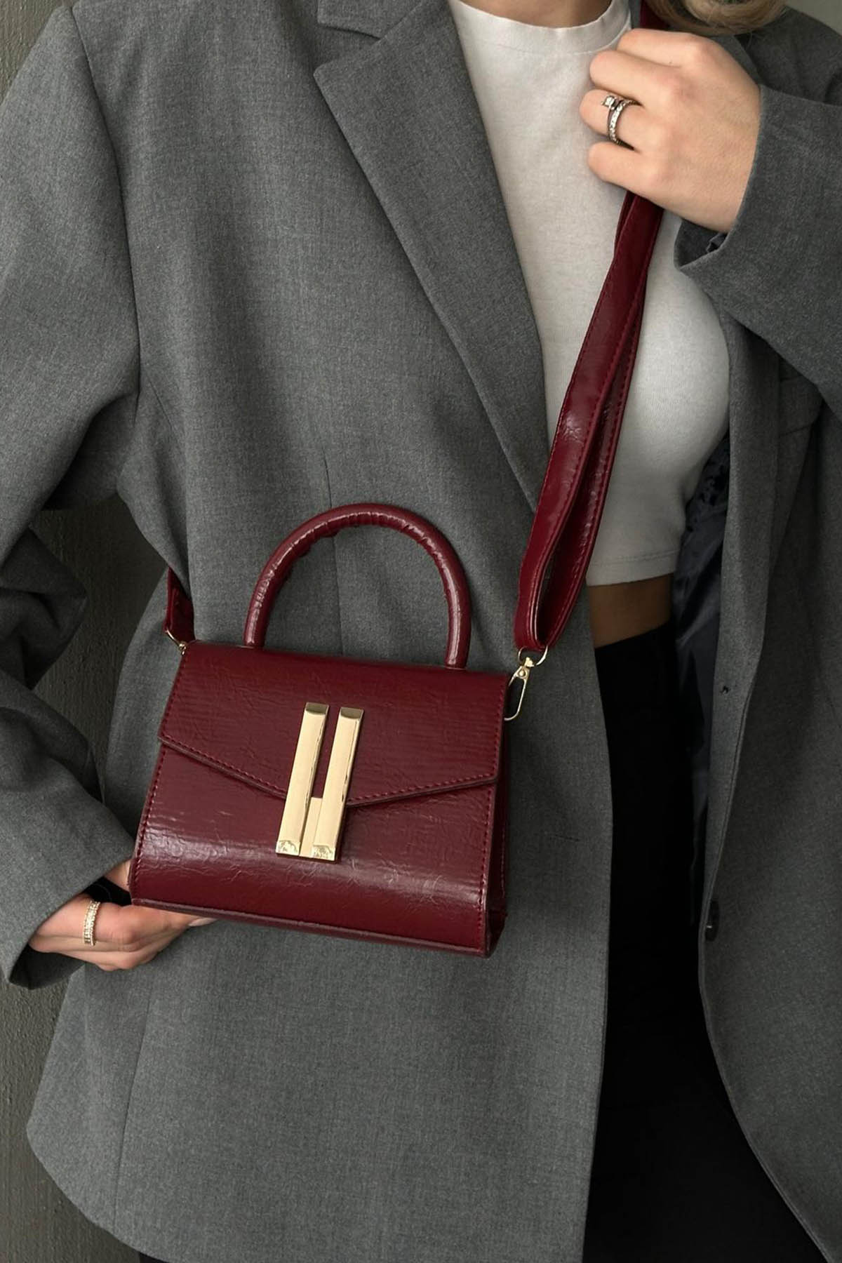 Lamelif Montanna Model Kadın El Ve Omuz Çantası Bordo