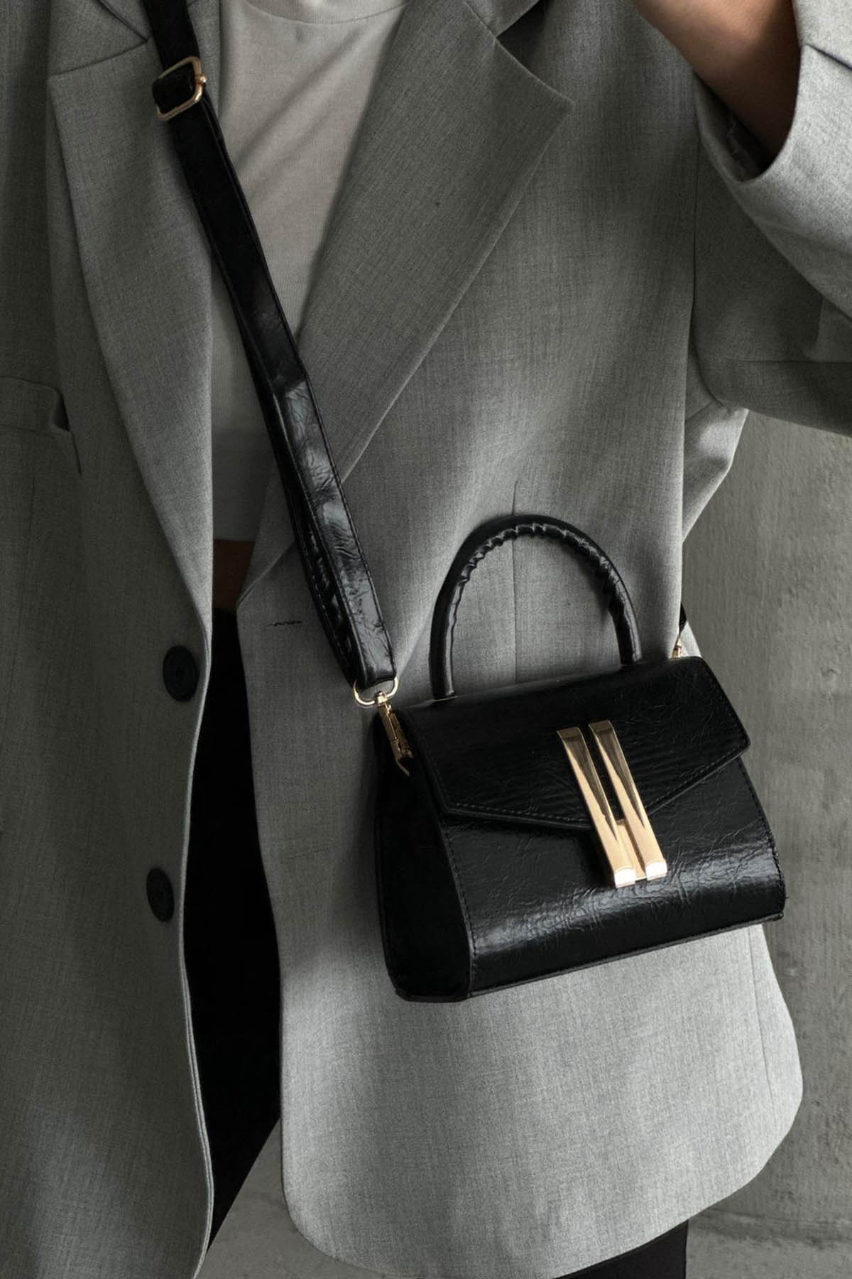 Lamelif Montanna Model Kadın El Ve Omuz Çantası Siyah