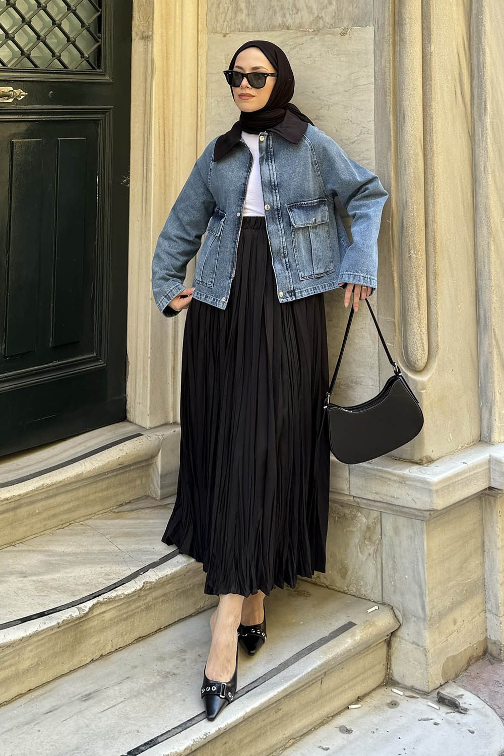 Lamelif Çıtçıtlı Siyah Gömlek Yaka Detaylı Denim Ceket Kot Mavisi