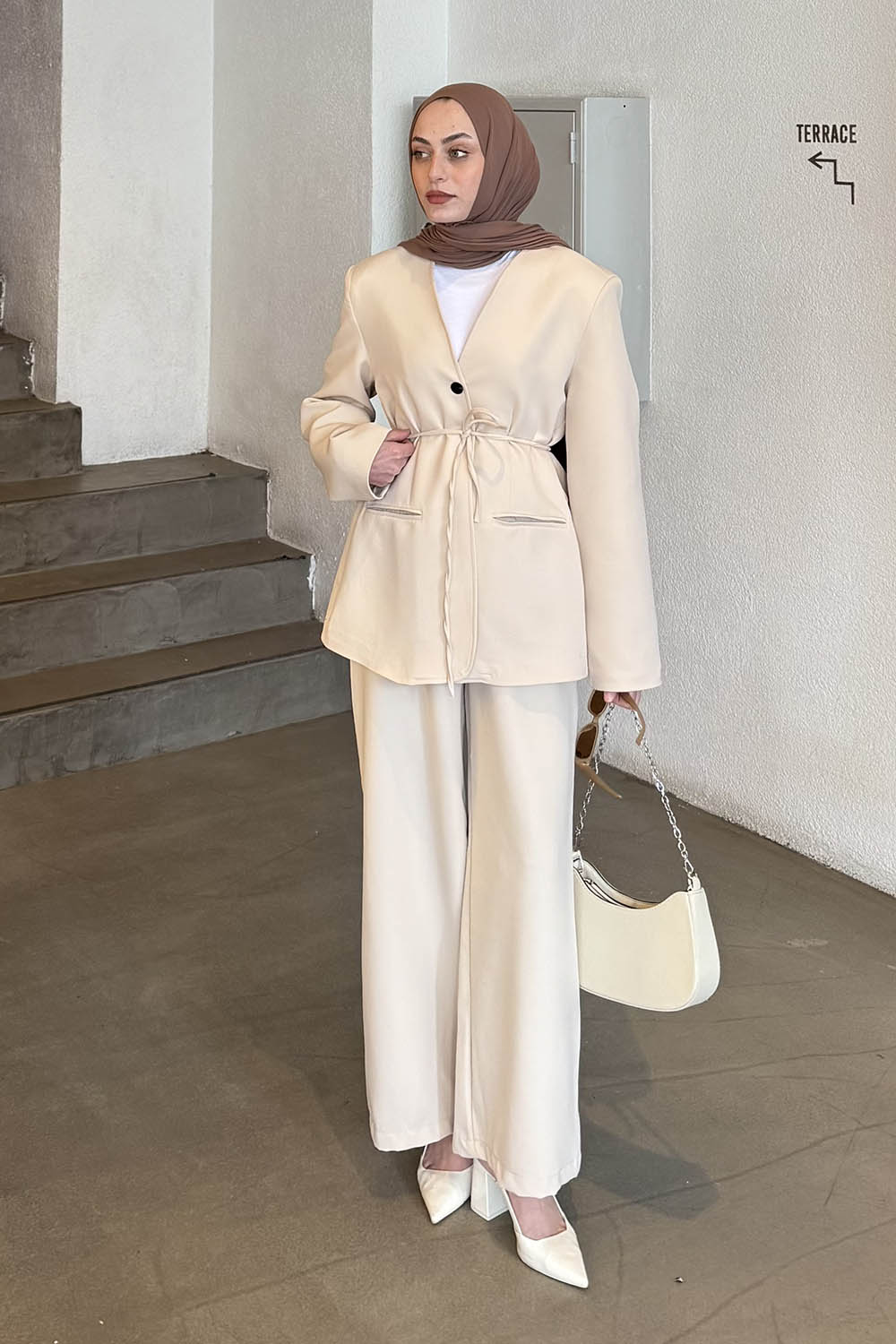 Kuşaklı Ceket Pantolon İkili Tesettür Takım Taş Rengi