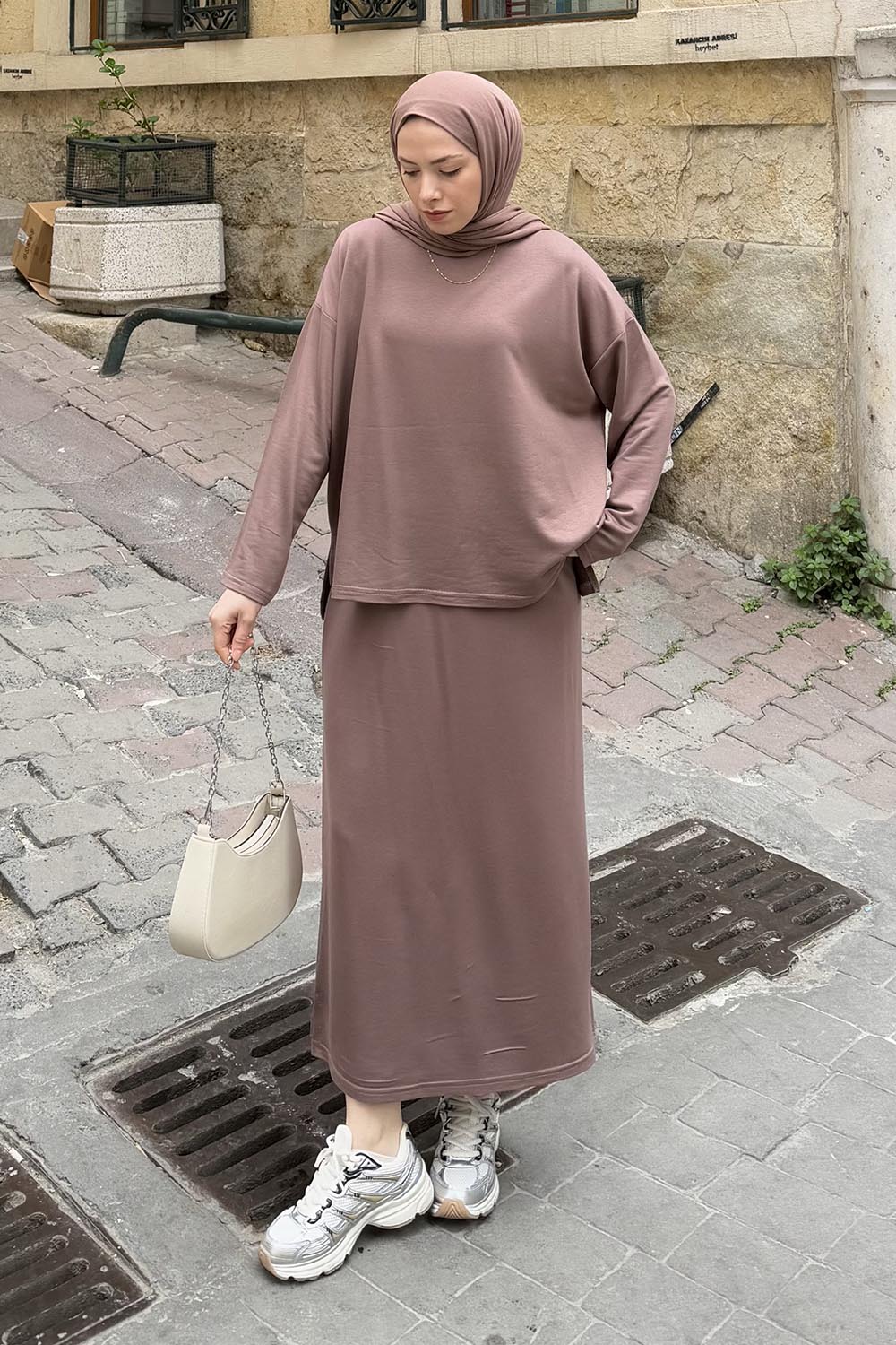 Lamelif Kristal Etekli Tesettür Takım Soft Kahve