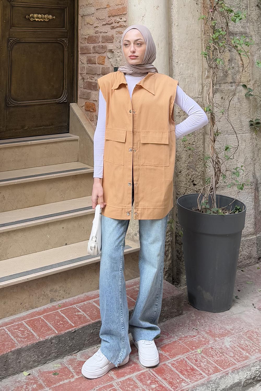 Lamelif Önü Çıtçıt Düğmeli Yelek Camel