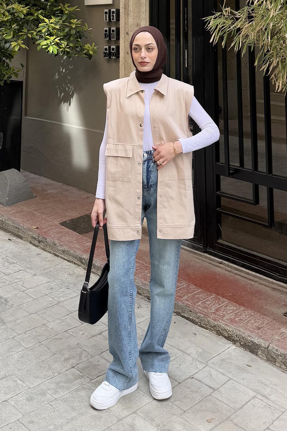 Lamelif Önü Çıtçıt Düğmeli Yelek Kum Beji