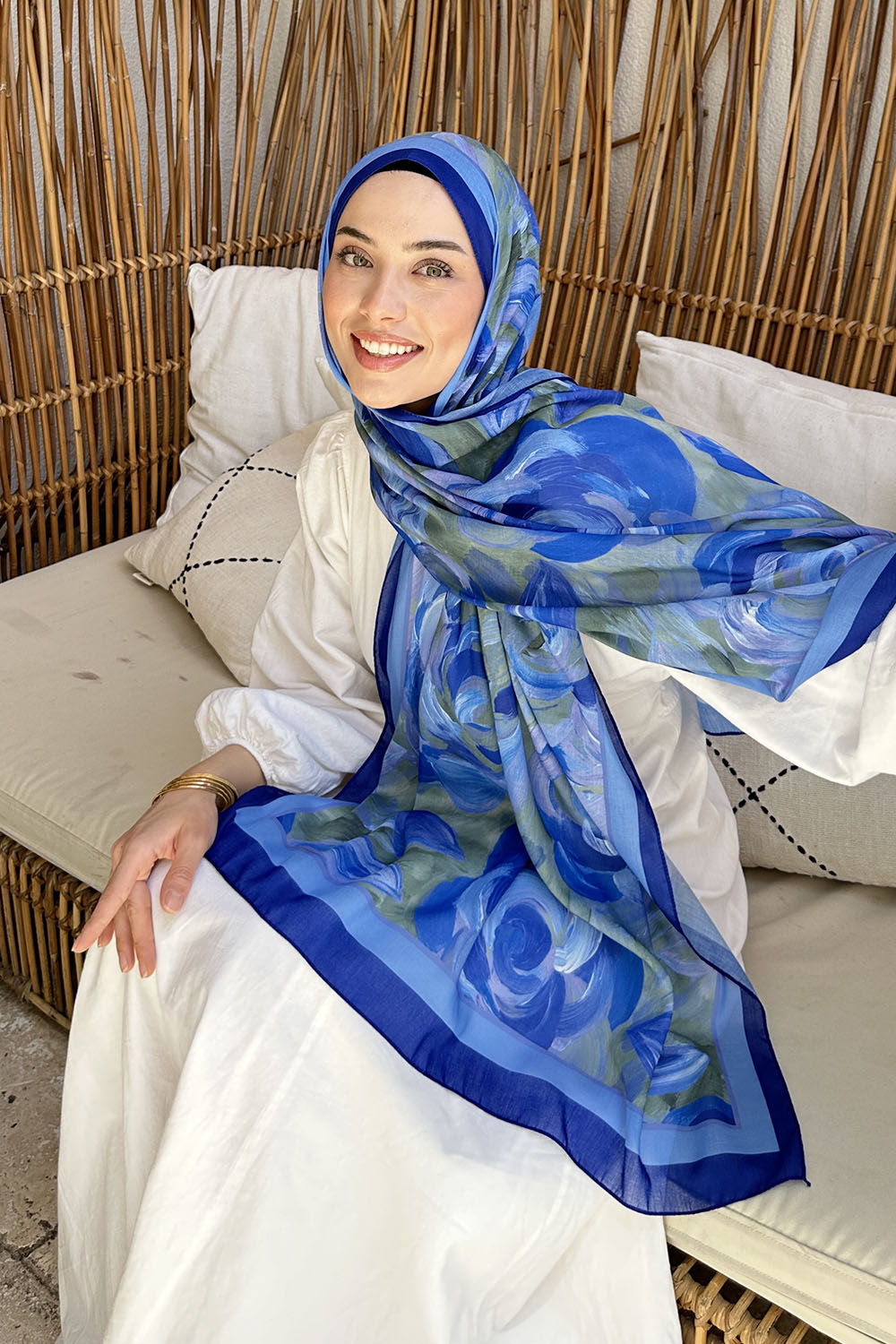 Lamelif Çiçek Desen Pamuk Şal Saks Mavisi