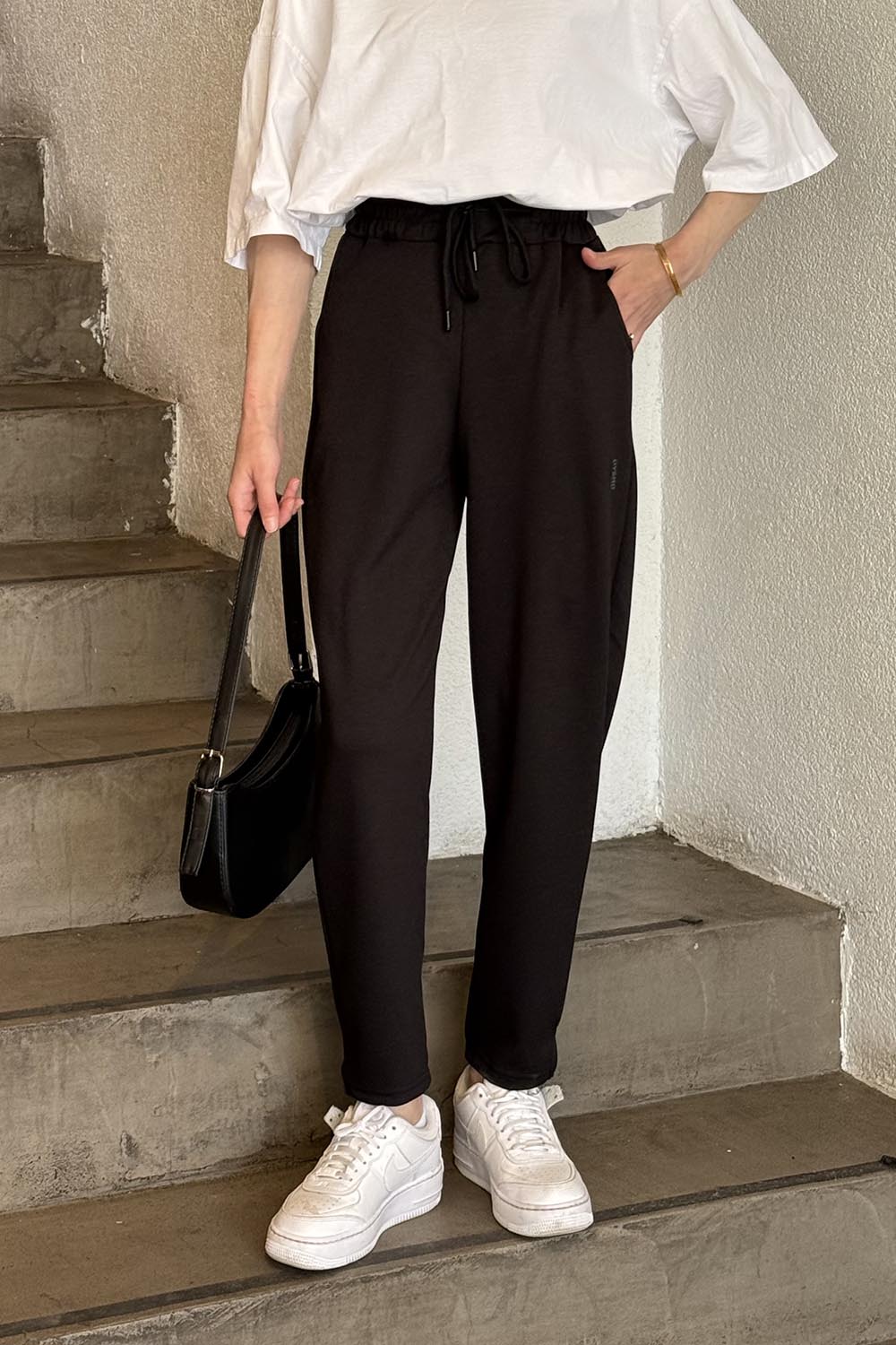 Lamelif Oysho Yırtmaç Detaylı Modal Eşofman Altı Siyah