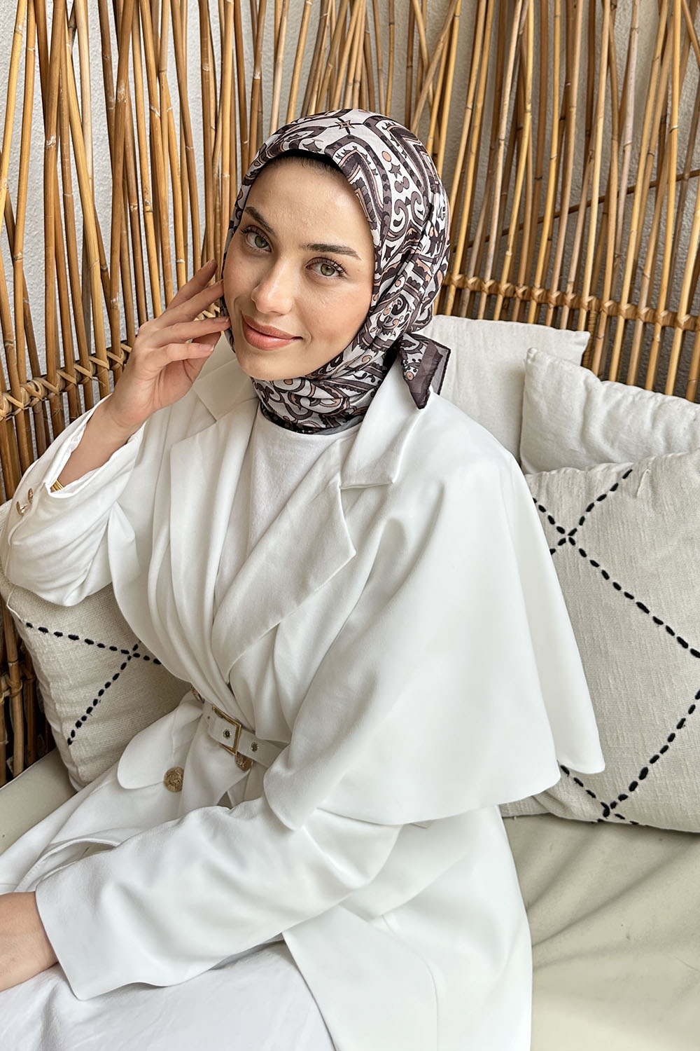 Lamelif Retro Desen Soft Eşarp Vizon Acı Kahve