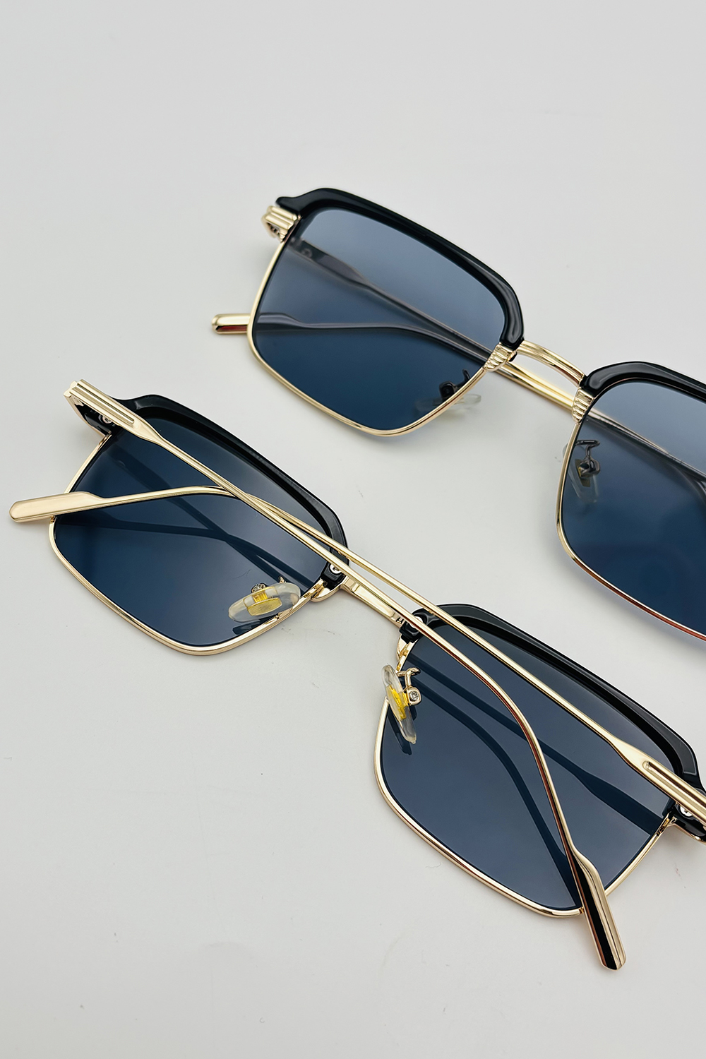 Lamelif Noa Luxery Siyah Gold Çerçeve Güneş Gözlüğü