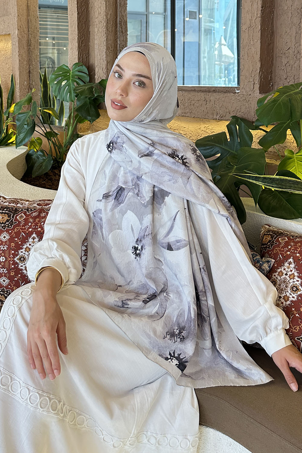 Lamelif Çiçek Desen Bambu Şal Vizon