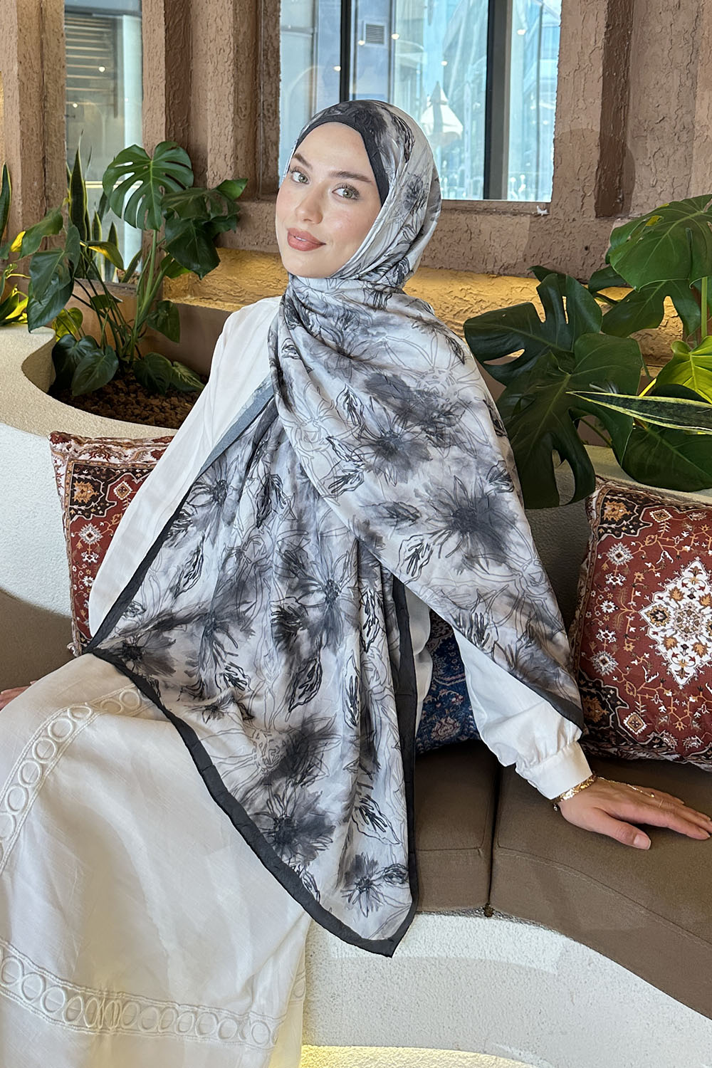 Lamelif Sarmaşık Desen Bambu Şal Taş