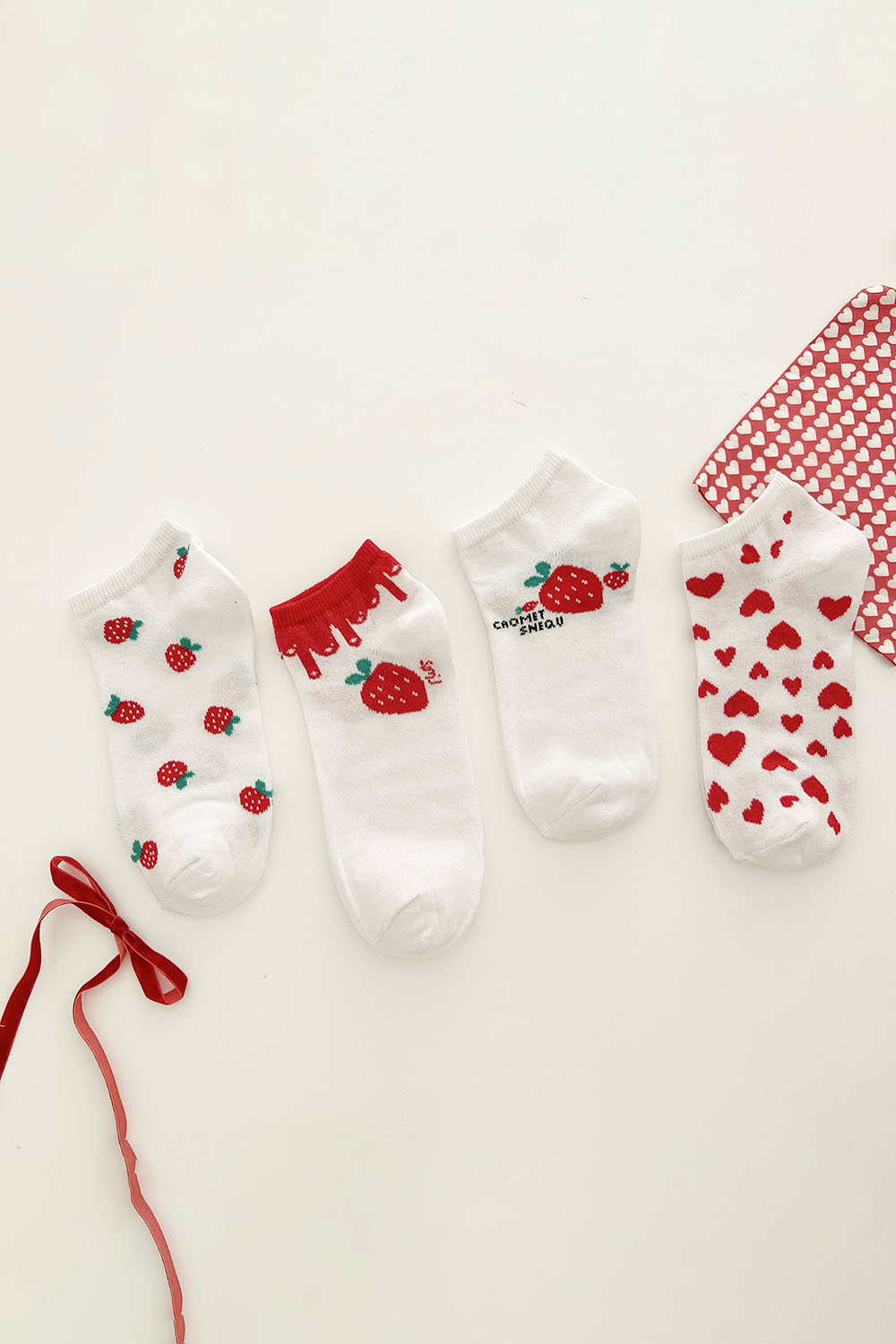 Lamelif 4lü Çilek Desen Kolej Çorap