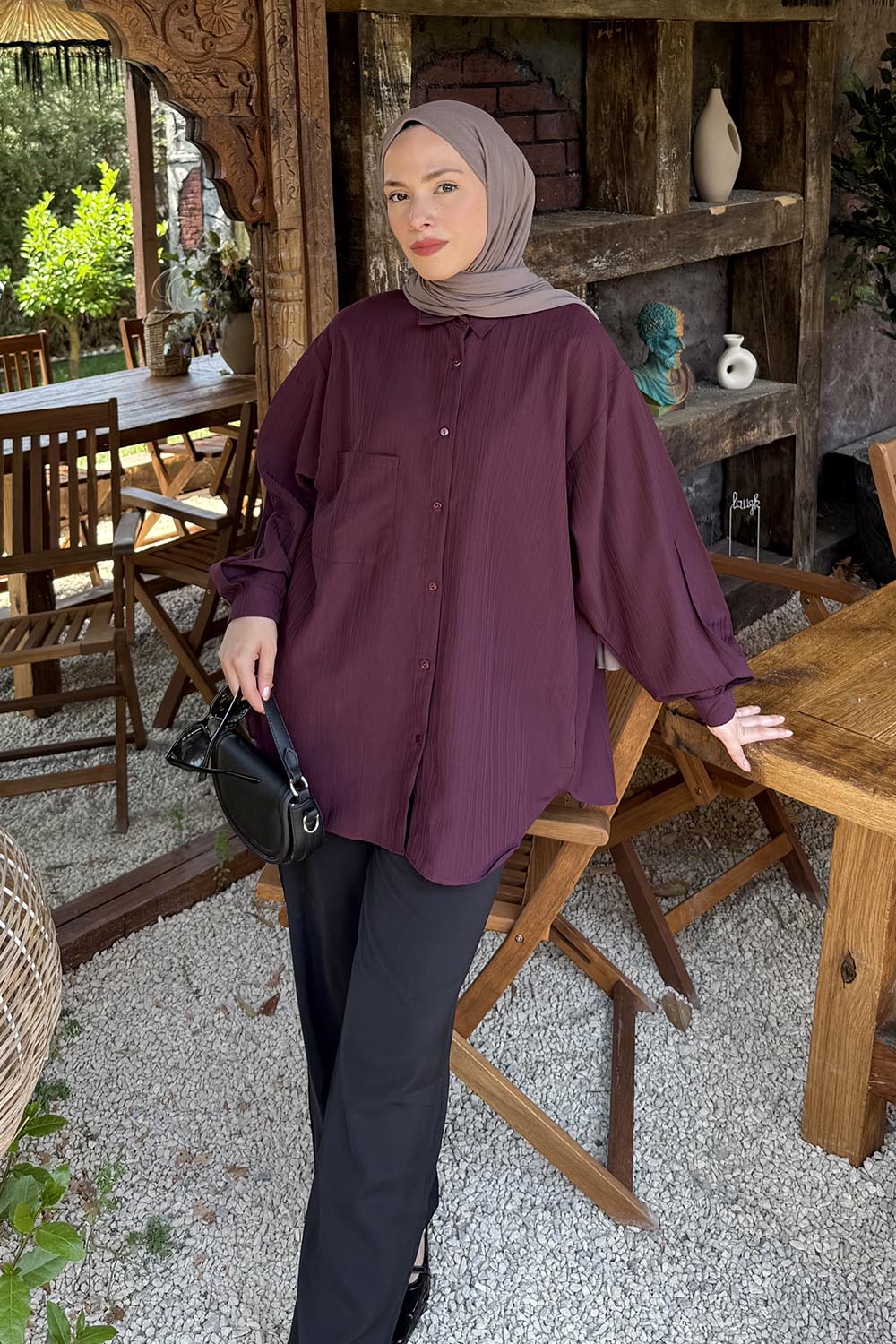 Plum Shirt Collar Long Arm Viscose Fabric Unprinted Shirt