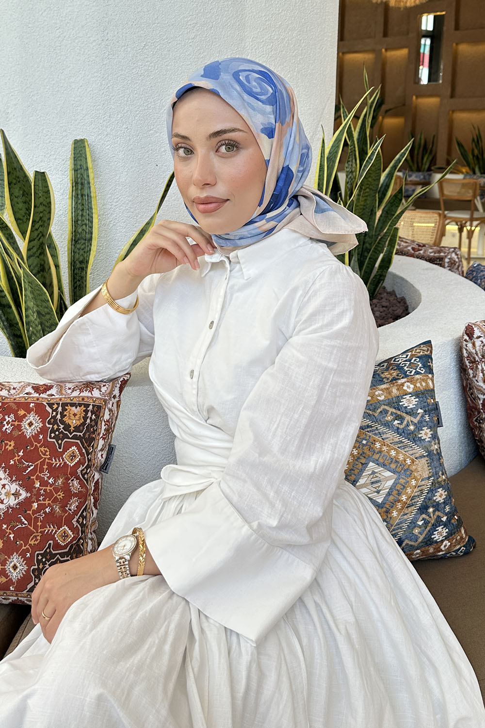 Lamelif Gül Desen Soft Eşarp Mavi Bej