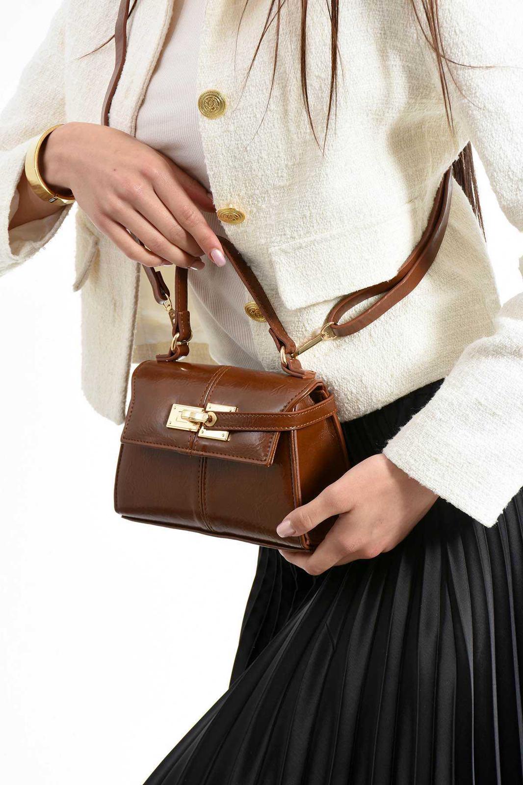 Tan Without Accessories Skin Hand Bag Arm Bag Bag