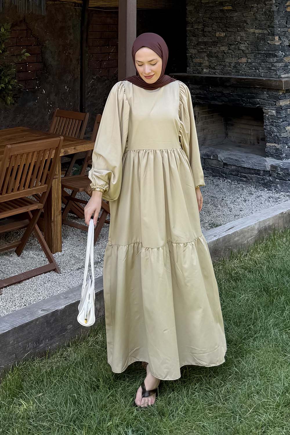 Lamelif Balon Kol Katlı Tesettür Elbise Taş Rengi