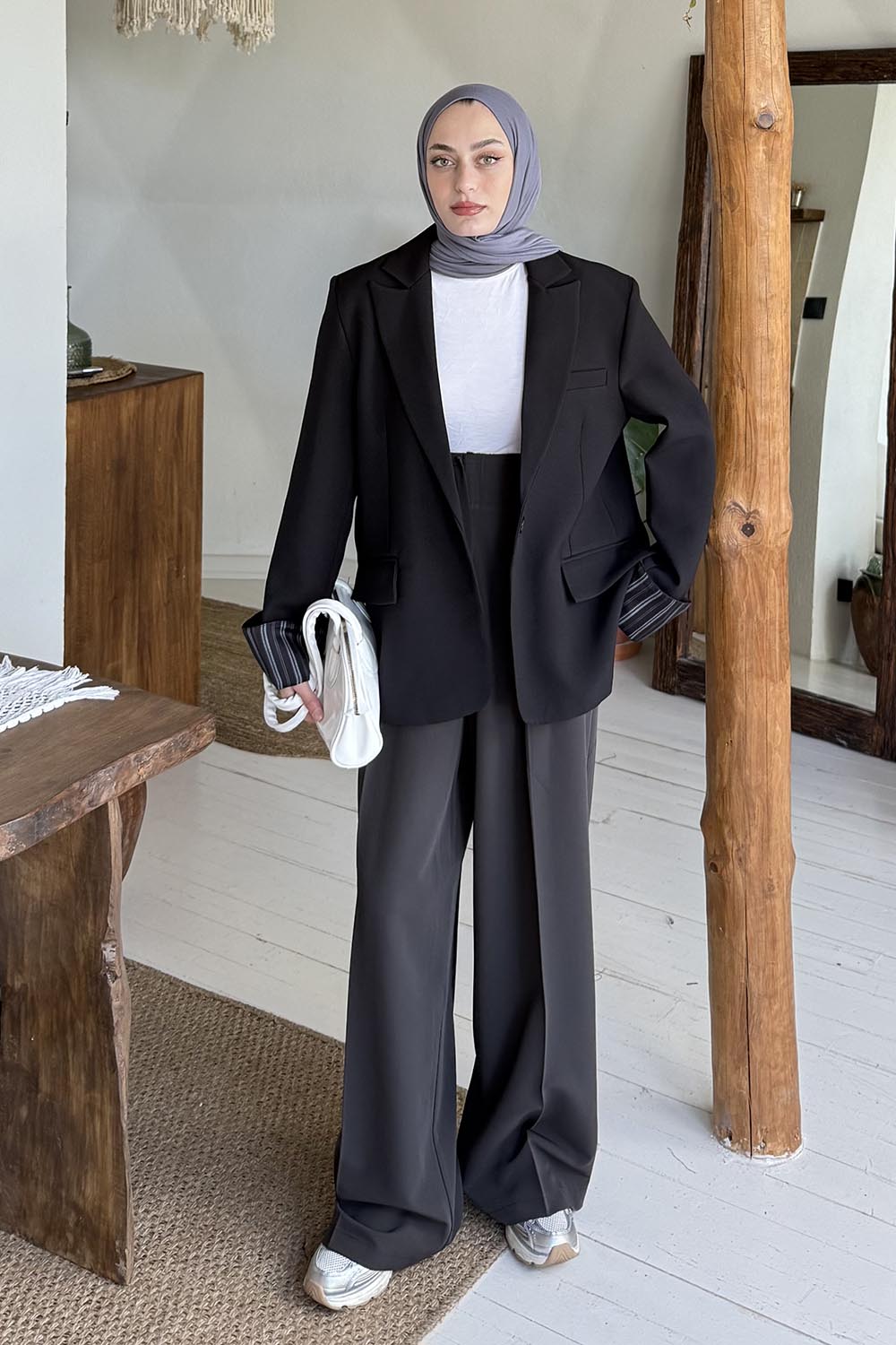 Lamelif Astarı Çizgili Atlas Ceket Siyah