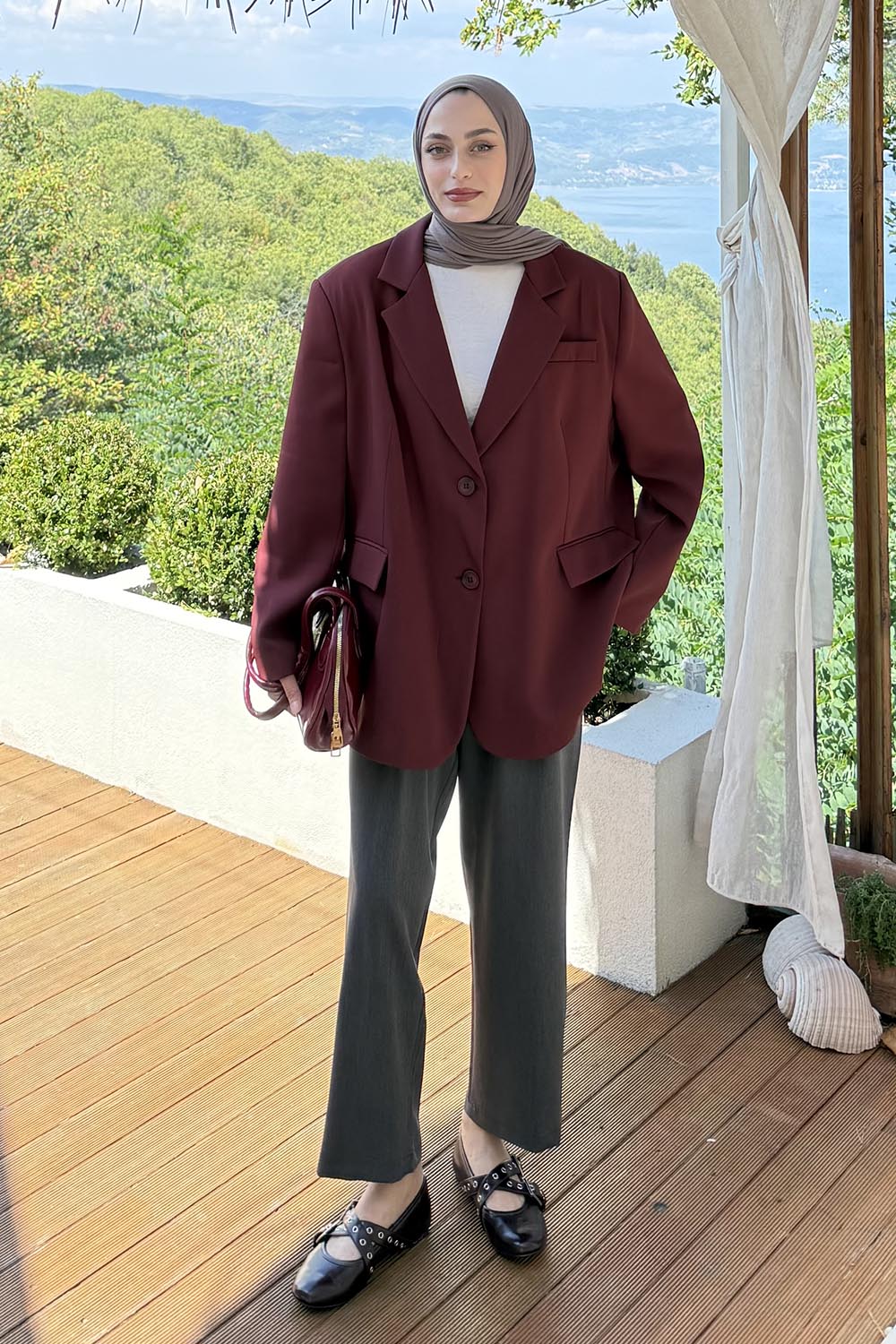 Lamelif Dekoratif Cep Detaylı Tesettür Ceket Bordo