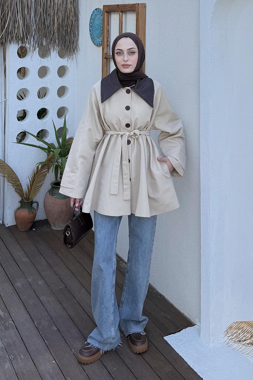 Lamelif Garni Yaka Trençkot Bej