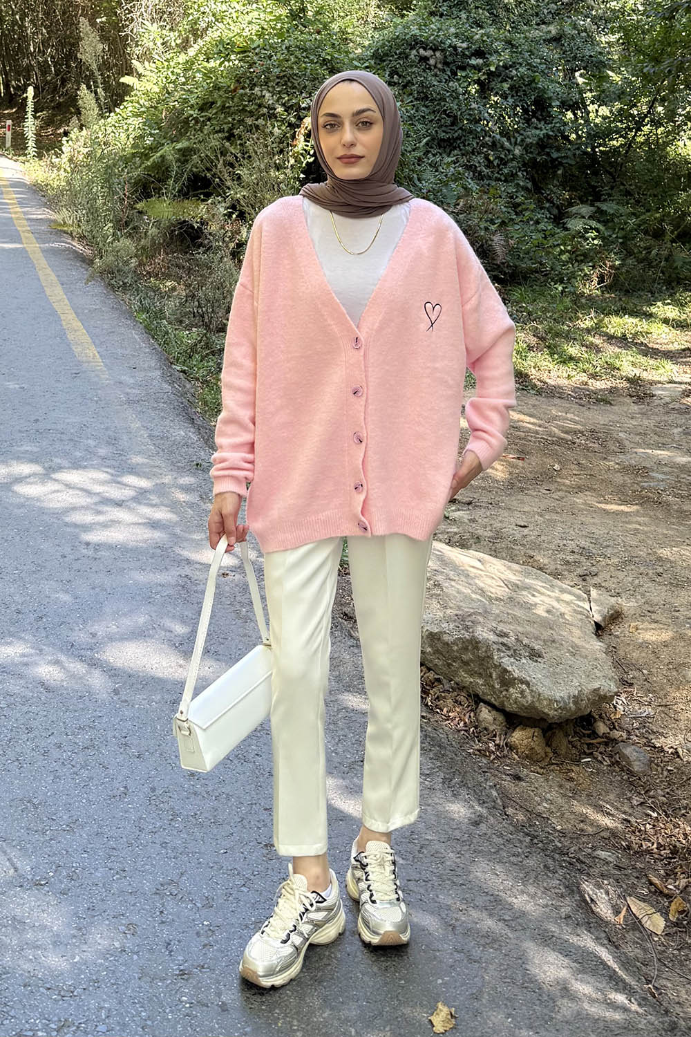 Lamelif Kalp Nakış Detaylı Oversize Hırka Pembe