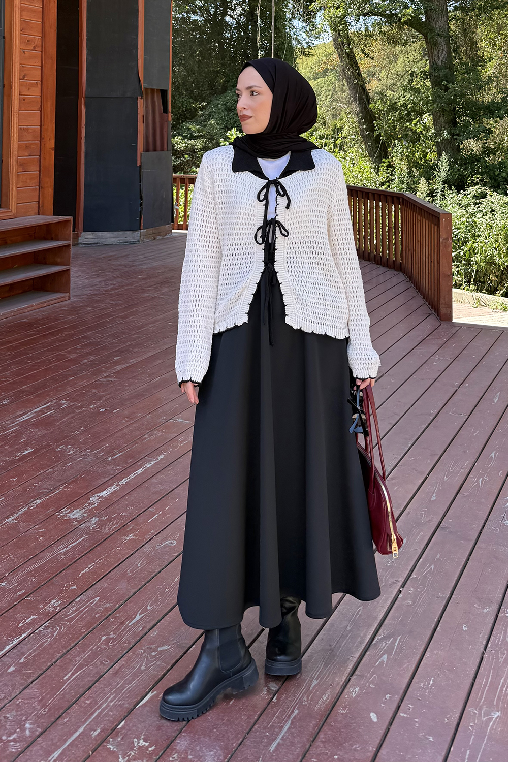 Lamelif Ön Bağcık Detaylı Ajurlu Hırka Bej